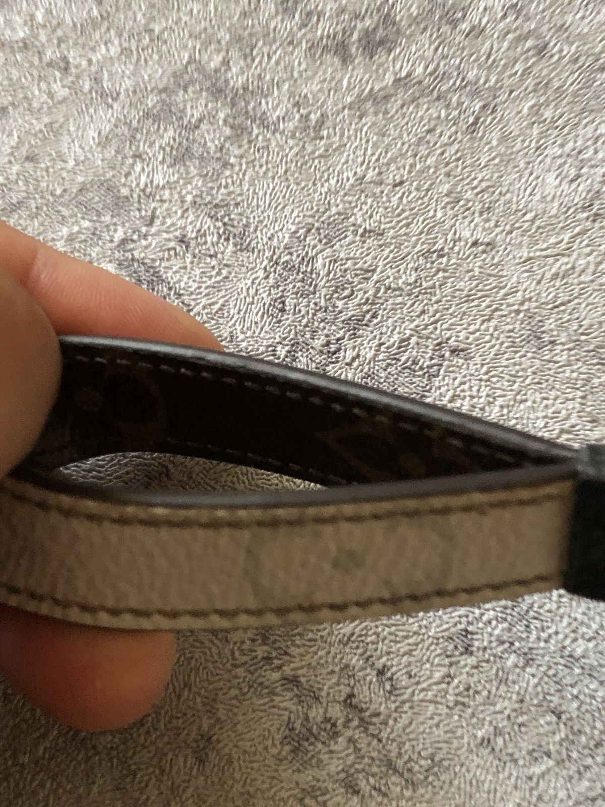 Louis Vuitton RARE LOUIS VUITTON KEY CHAIN Size ONE SIZE - 5 Thumbnail