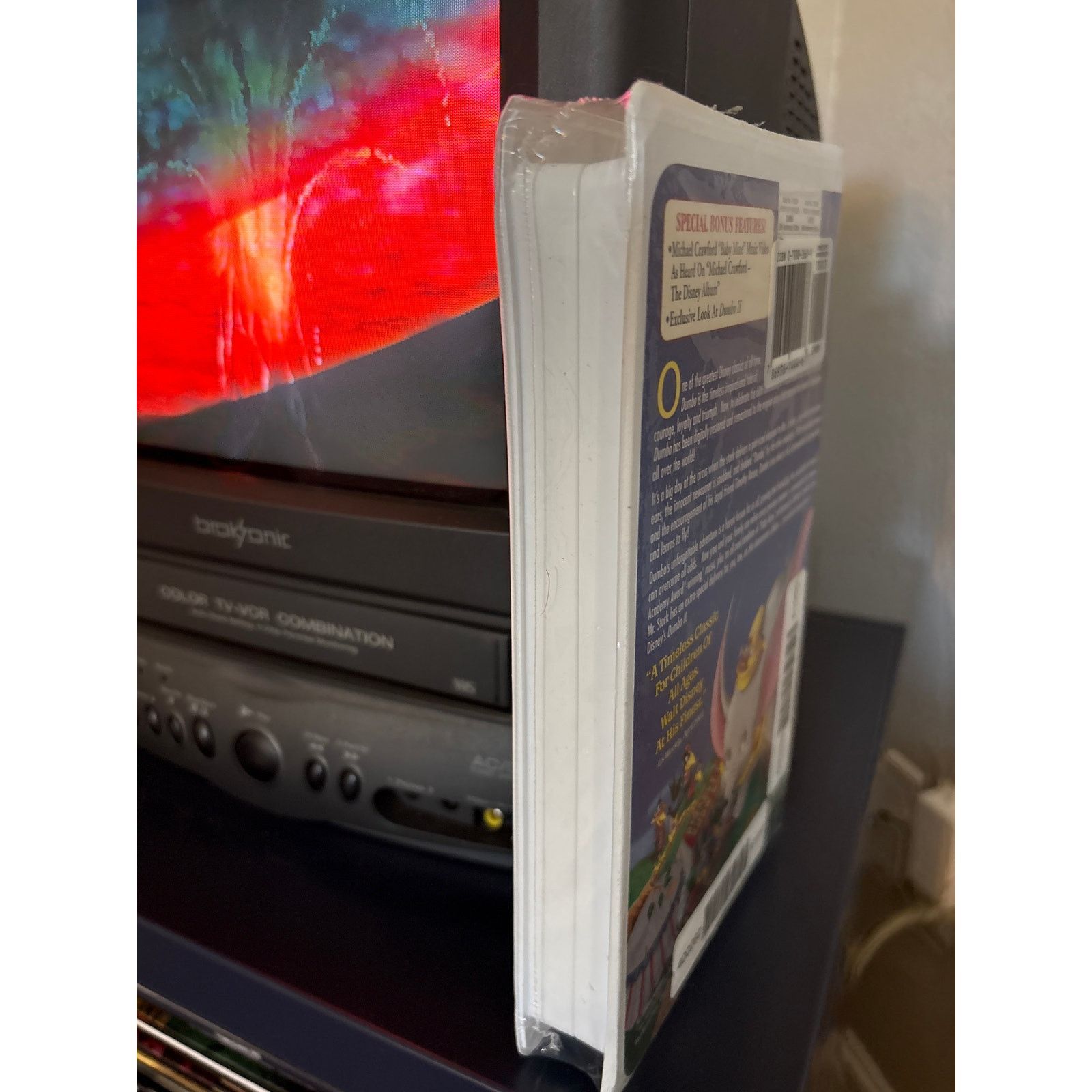 Disney Sealed Dumbo VHS 60th Anniversary Edition - Blockbuster Size ONE SIZE - 3 Thumbnail