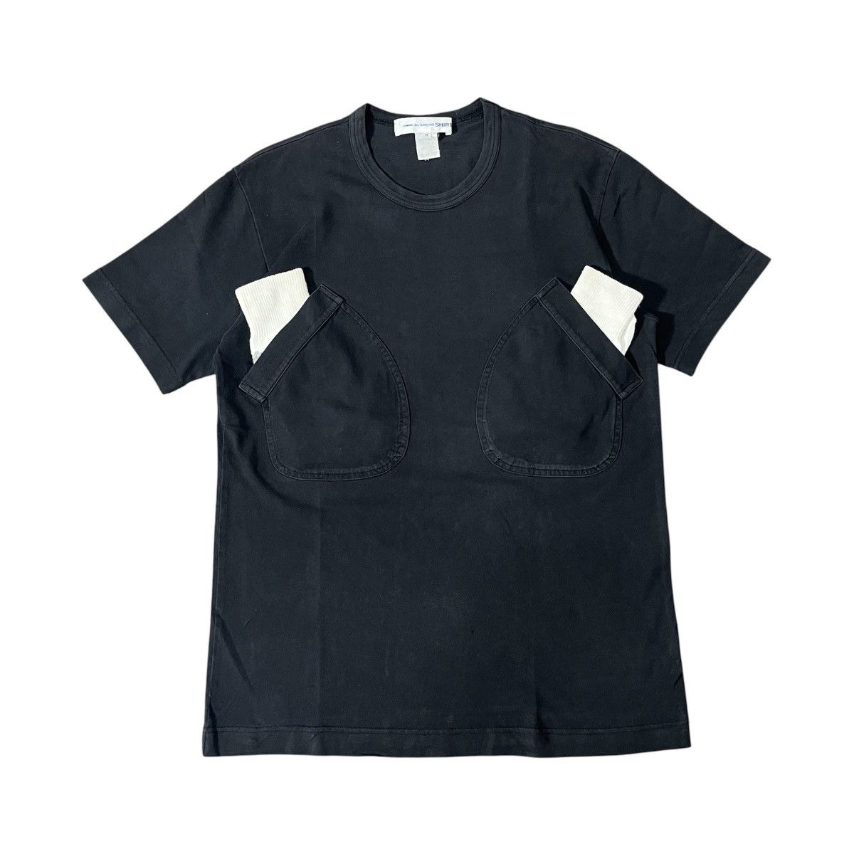 Comme des Garcons SHIRT 2000s Comme Des Garcons Shirt Gloves Pocket T-shirt Size US M / EU 48-50 / 2 - 1 Thumbnail