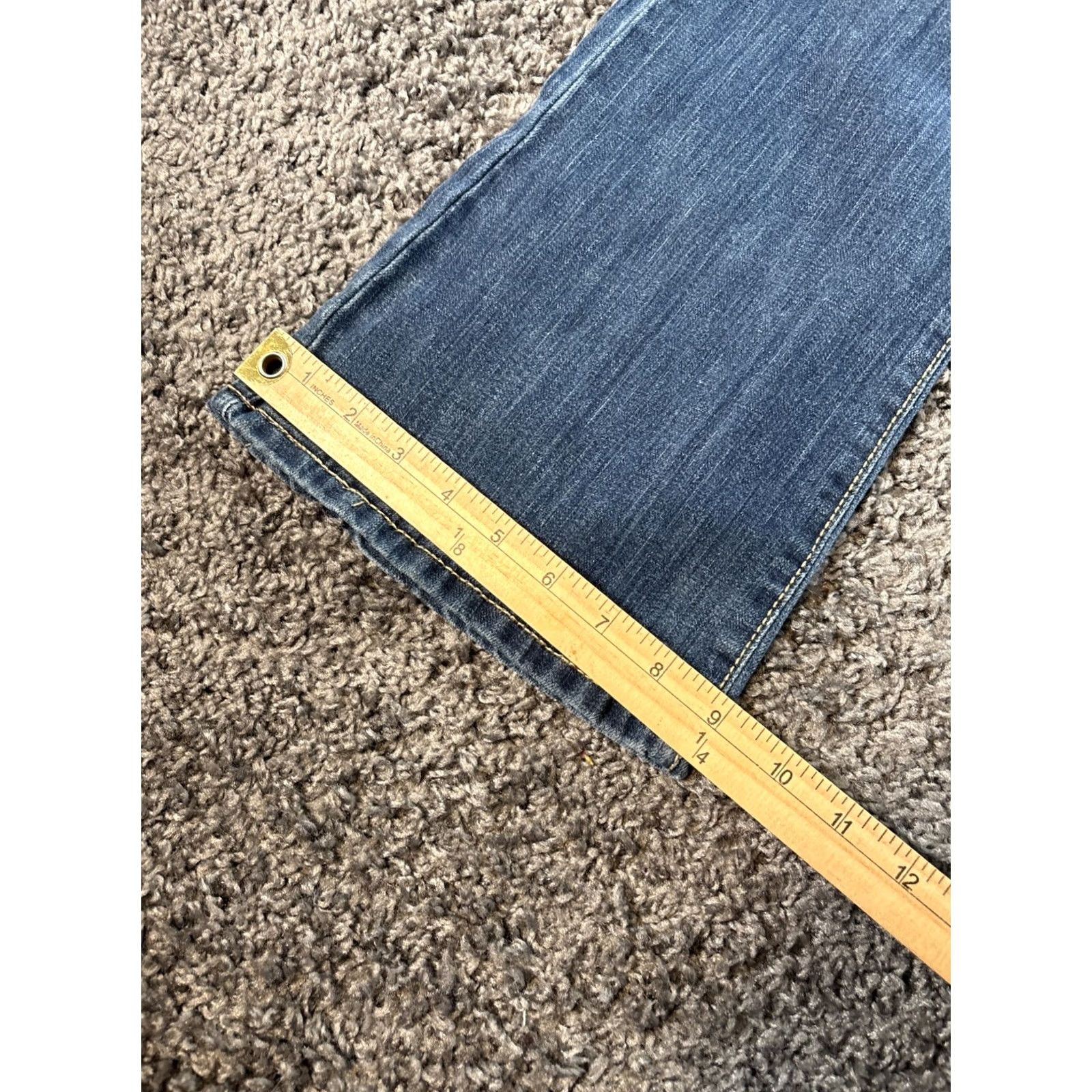 Old Navy VINTAGE Old Navy Jeans Bootcut Womens 32x29 Blue Medium Wash Distressed Flirt Y2K Size 24" / US 00 / IT 34 - 3 Thumbnail