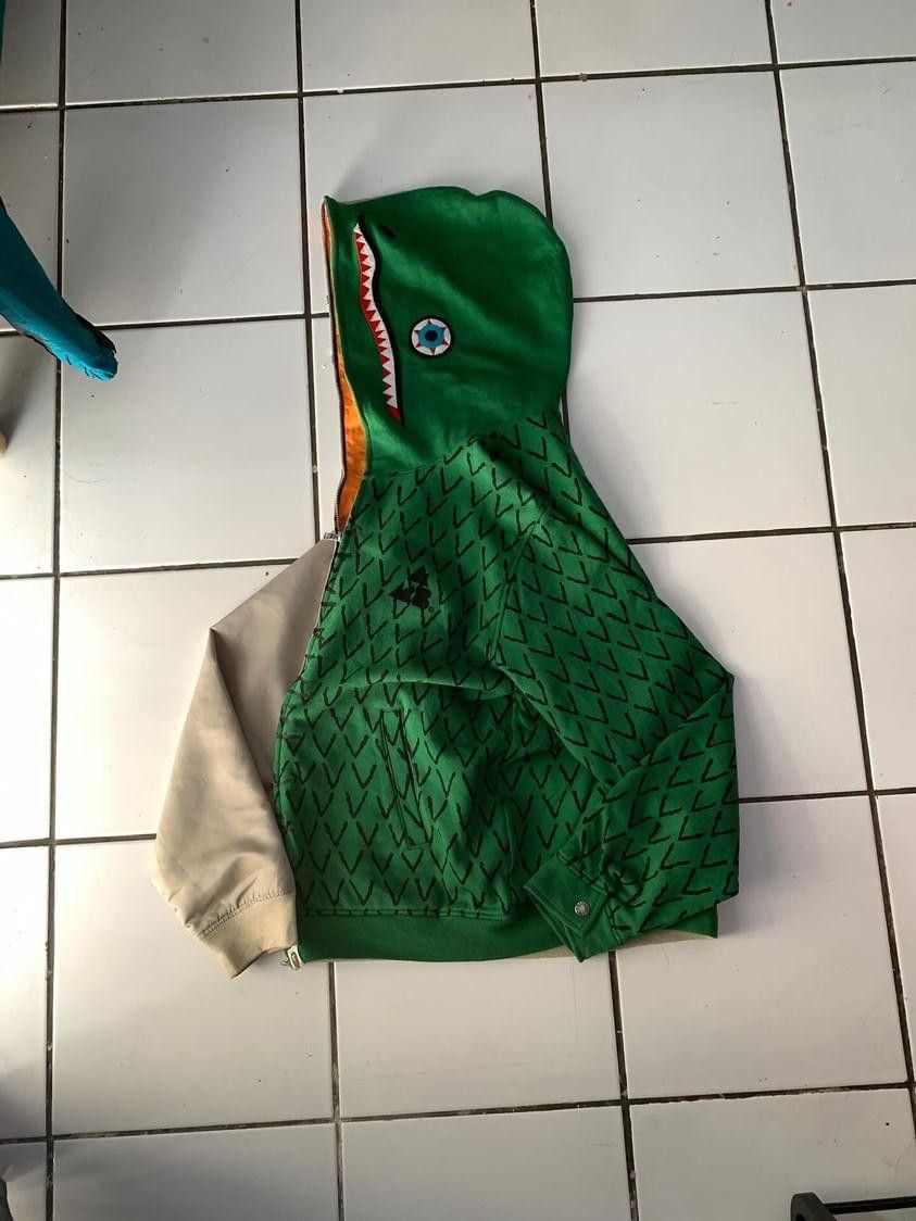 Ambush Design × Bape 2010 Bape x Ambush Half Shark Alligator Full Zip Hoodie Size US M / EU 48-50 / 2 - 3 Thumbnail