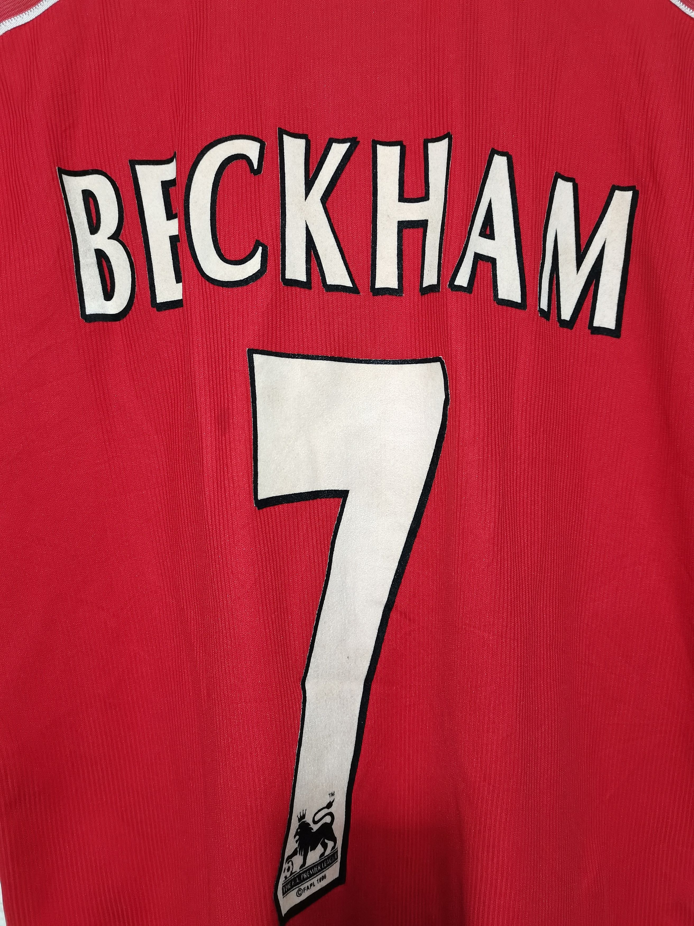 Umbro Manchester united Beckham vintage football jersey rare 1996 Size US M / EU 48-50 / 2 - 12 Thumbnail