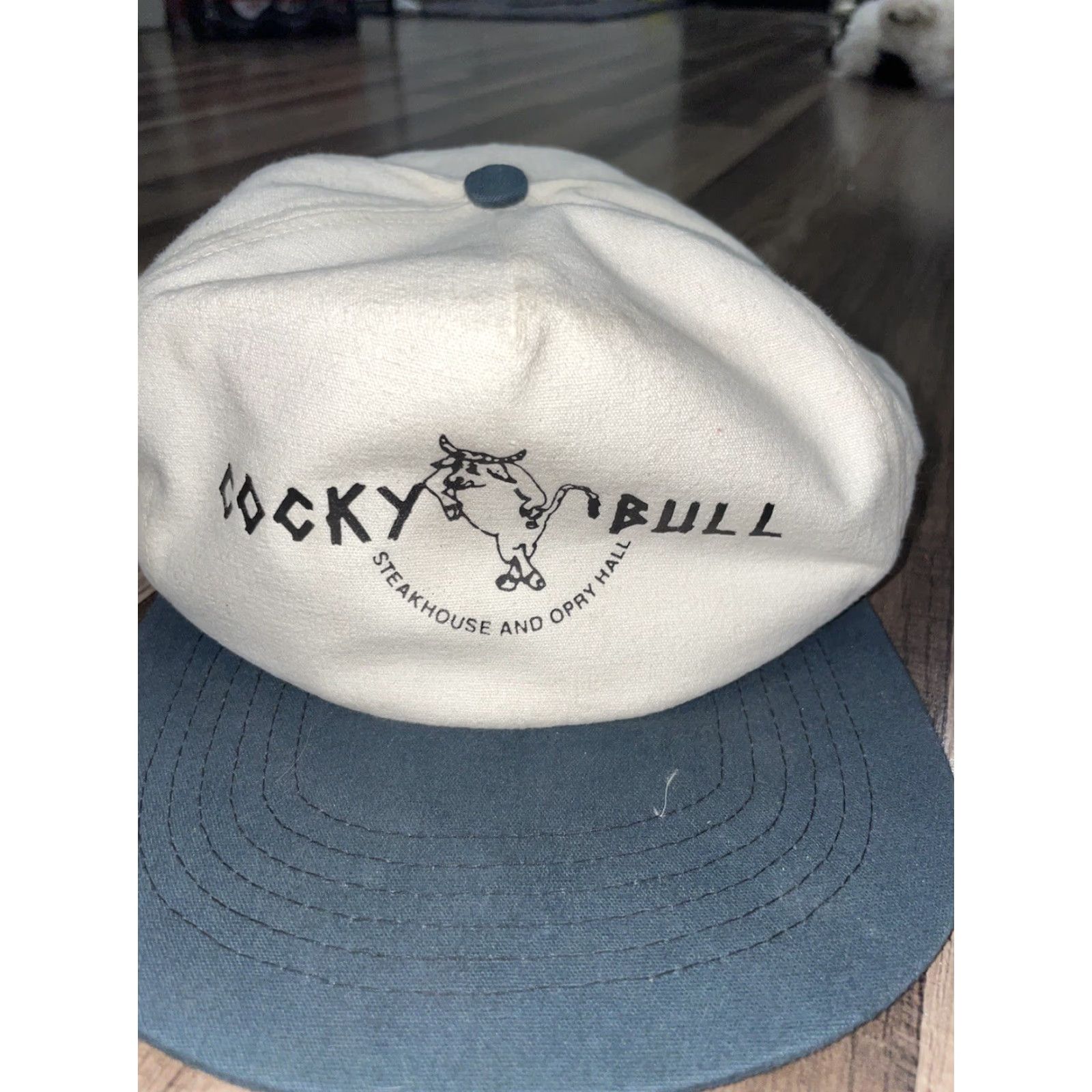 Vintage VINTAGE Cocky Bull Steakhouse and Opra House SnapBack Size ONE SIZE - 3 Thumbnail