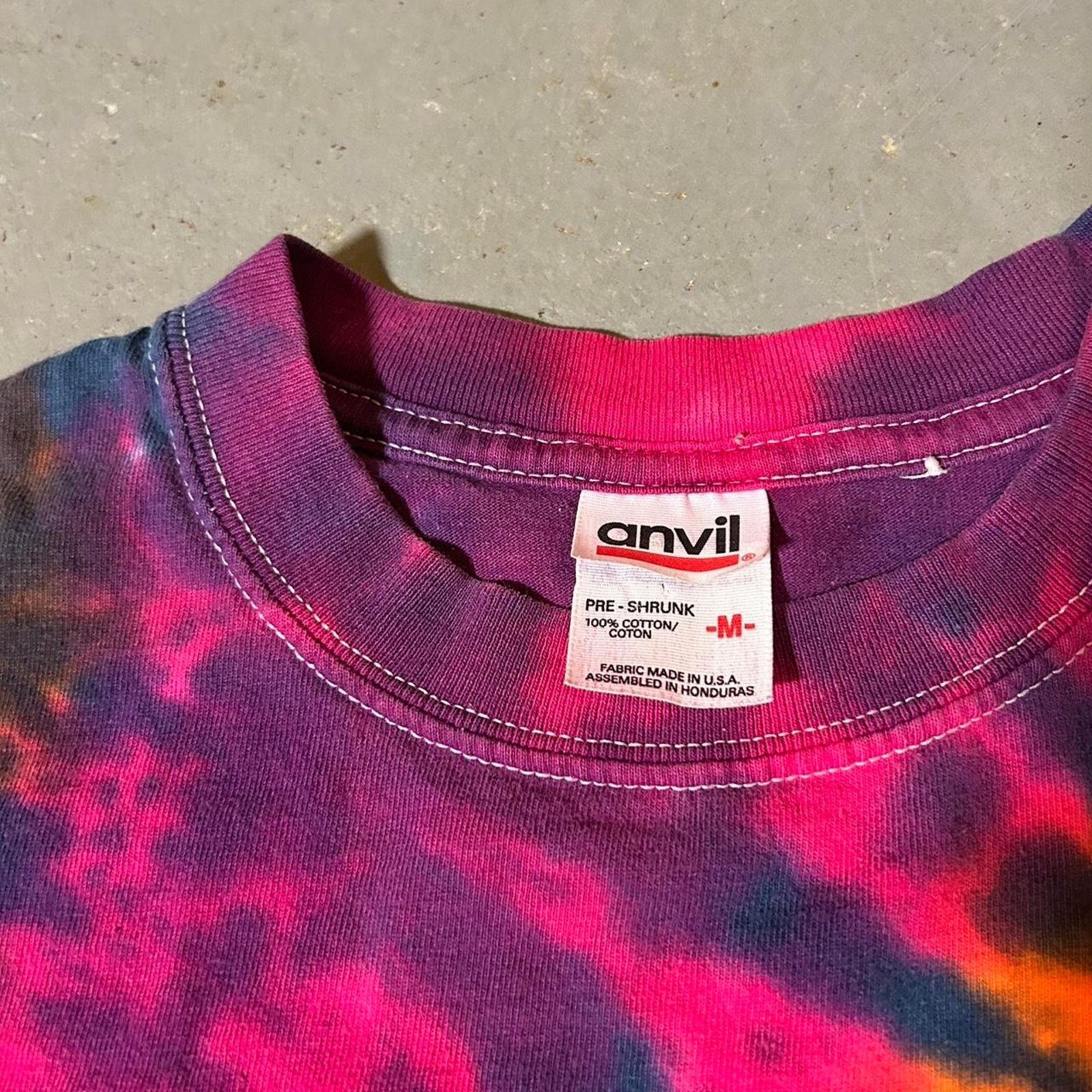 Fruit Of The Loom 90s red anvil tag tie dye shirt Size US M / EU 48-50 / 2 - 3 Thumbnail