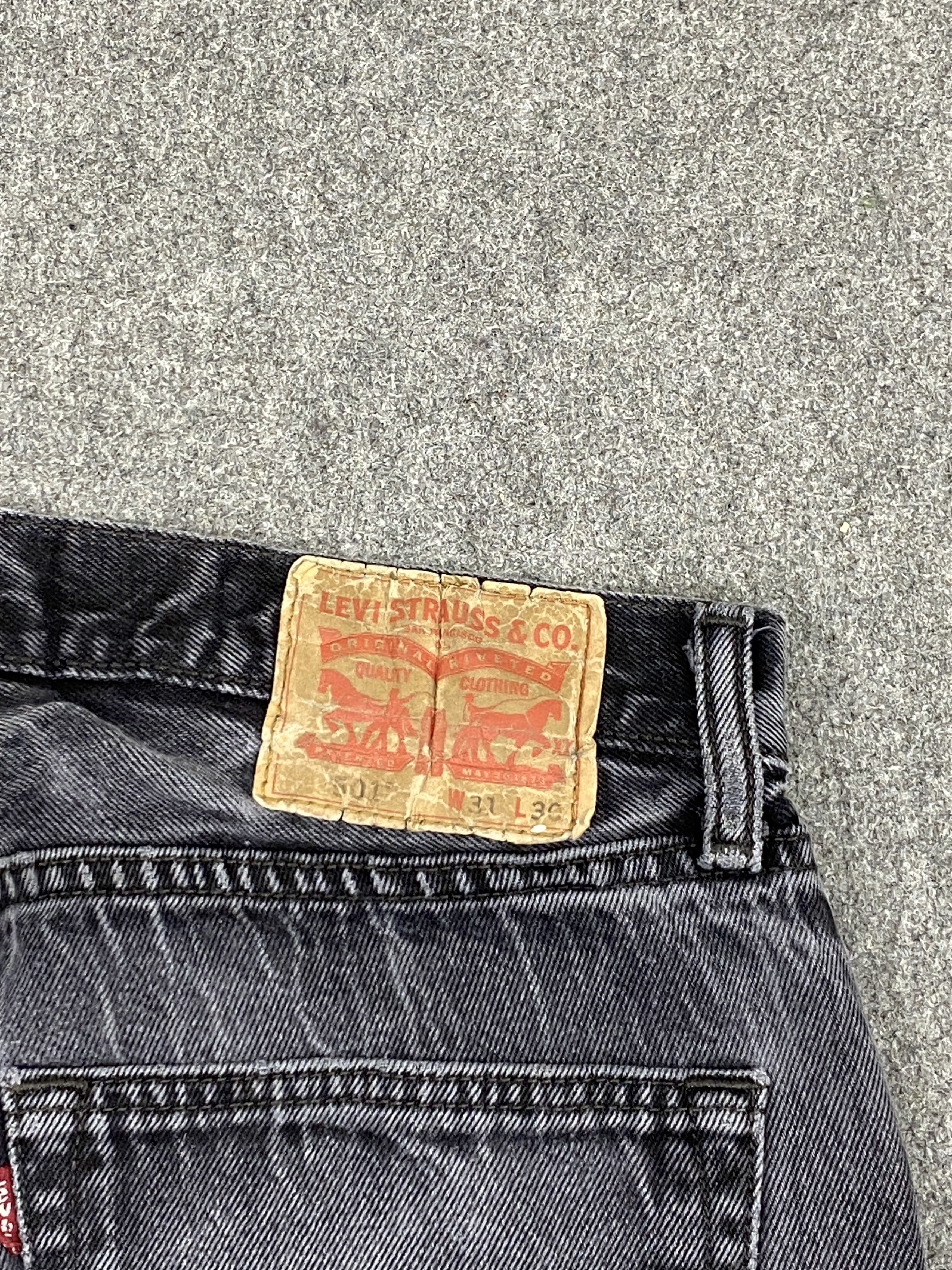 Levi's Vintage Levis 501 Distressed Faded Black Jeans DP2733 Size US 31 - 5 Thumbnail