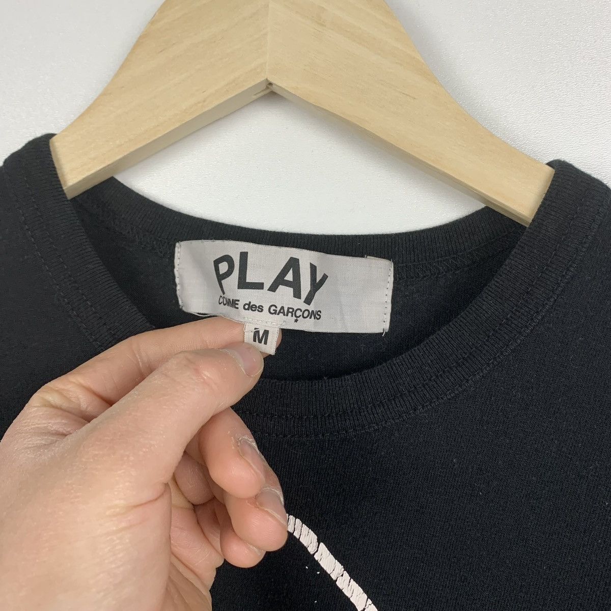 Comme des Garcons PLAY Comme Des Garcons Play Tee Japanese Big Logo Size US M / EU 48-50 / 2 - 9 Thumbnail