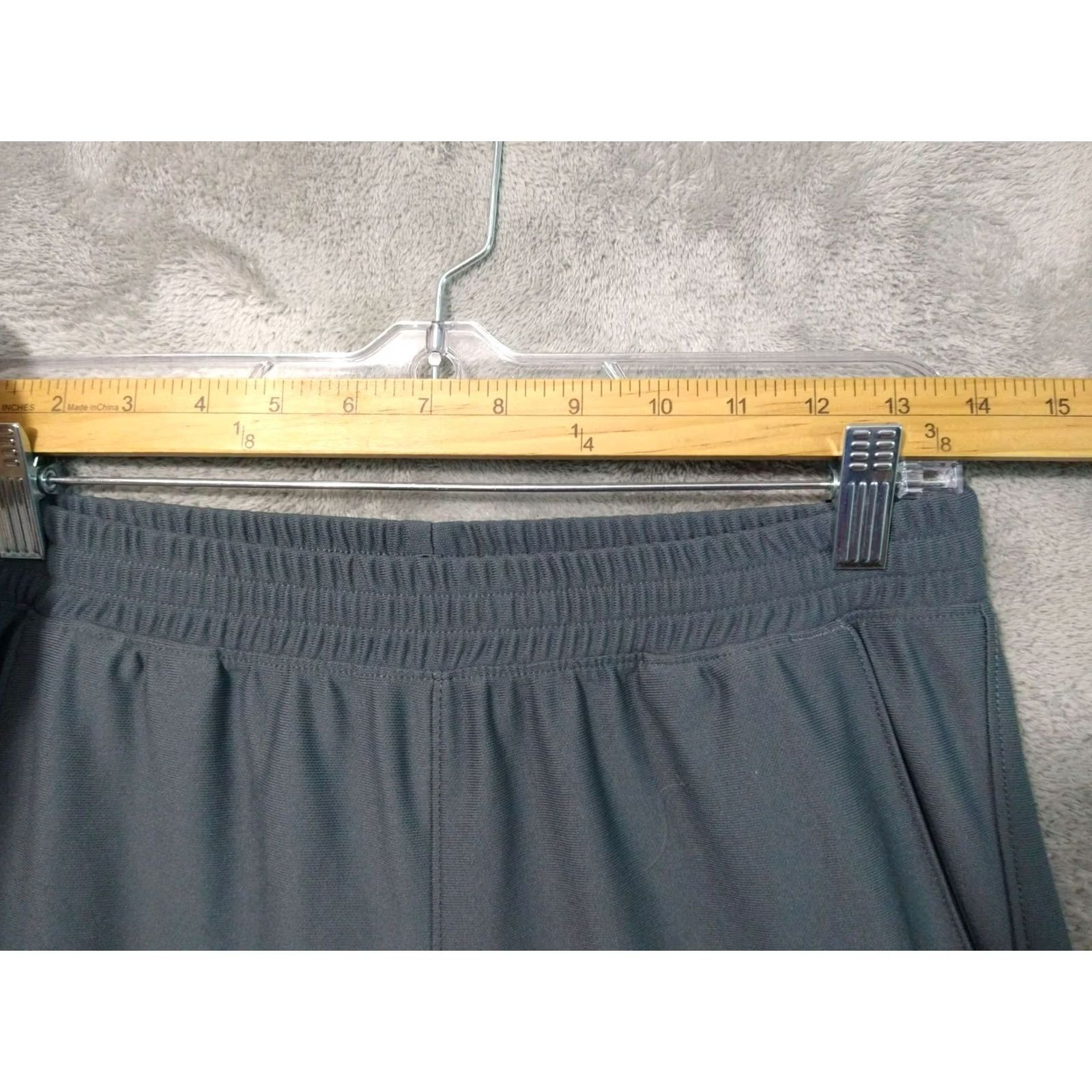 Under Armour Under Armour Pants Mens Medium Athletic Jogger Tapered Leg Fitted Gray Polyblend Stretch Inseam 30in Pockets DST Baseball Graphic? Size US 31 - 3 Thumbnail