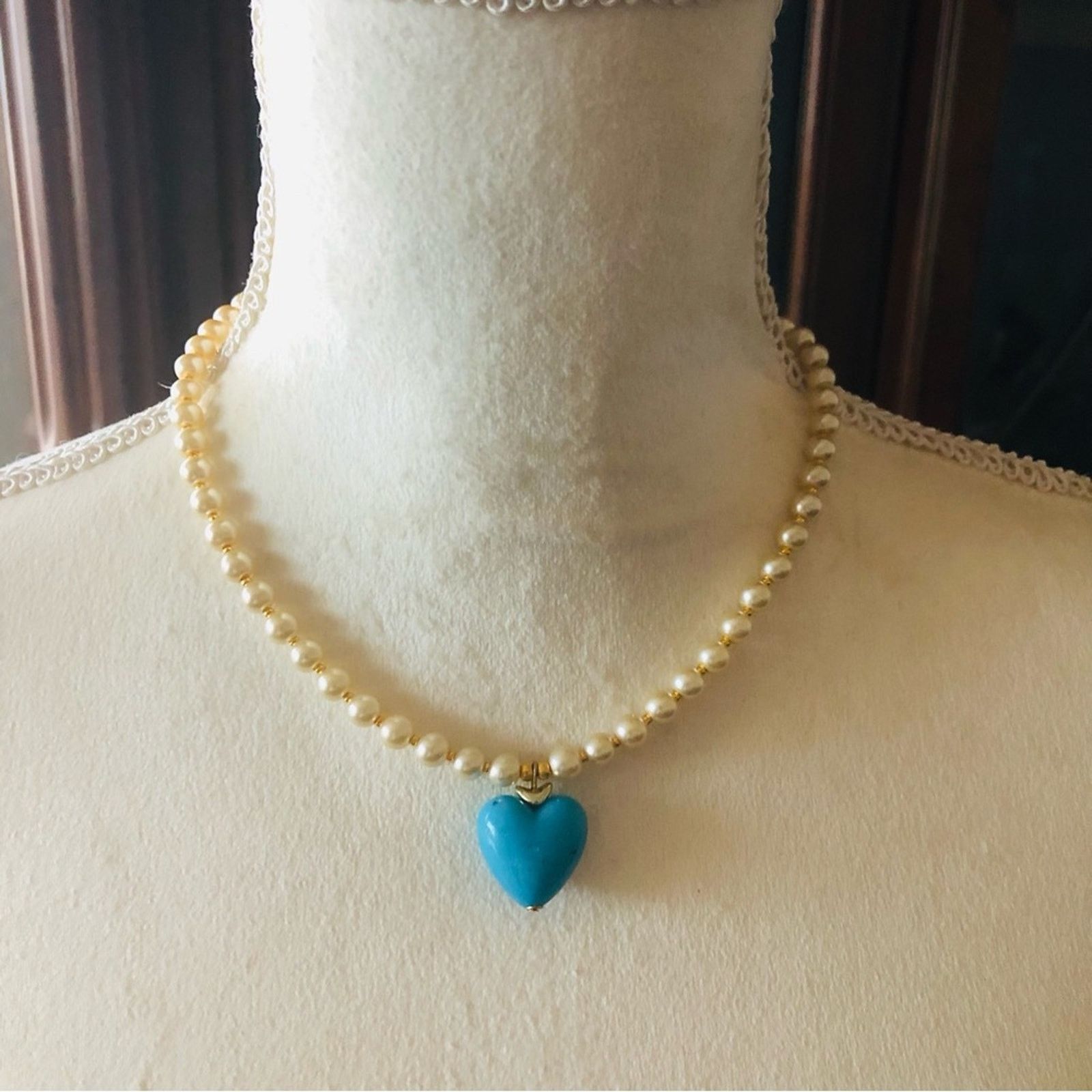 Handmade Handcrafted repurpose faux turquoise heart Pearl necklace Size ONE SIZE - 2 Thumbnail
