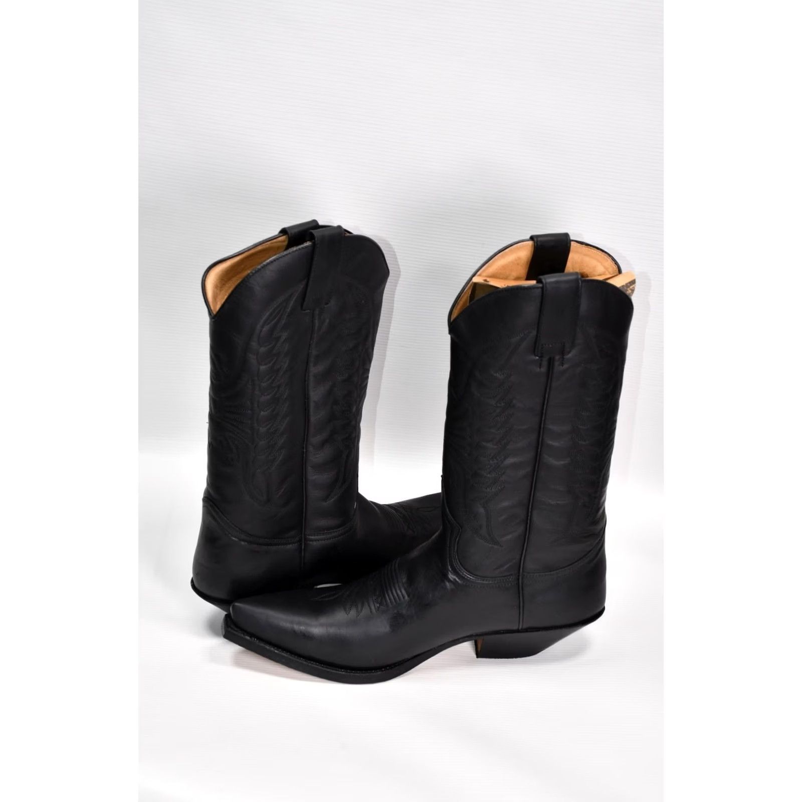 Vintage Sendra 2073 Cuervo Pull Oil Negro Black Leather Western Cowboy Boots US 10.5 Mens Boots Pull On Leather Western 2073 Cuervo Black Leather Size US 10 / EU 43 - 6 Thumbnail