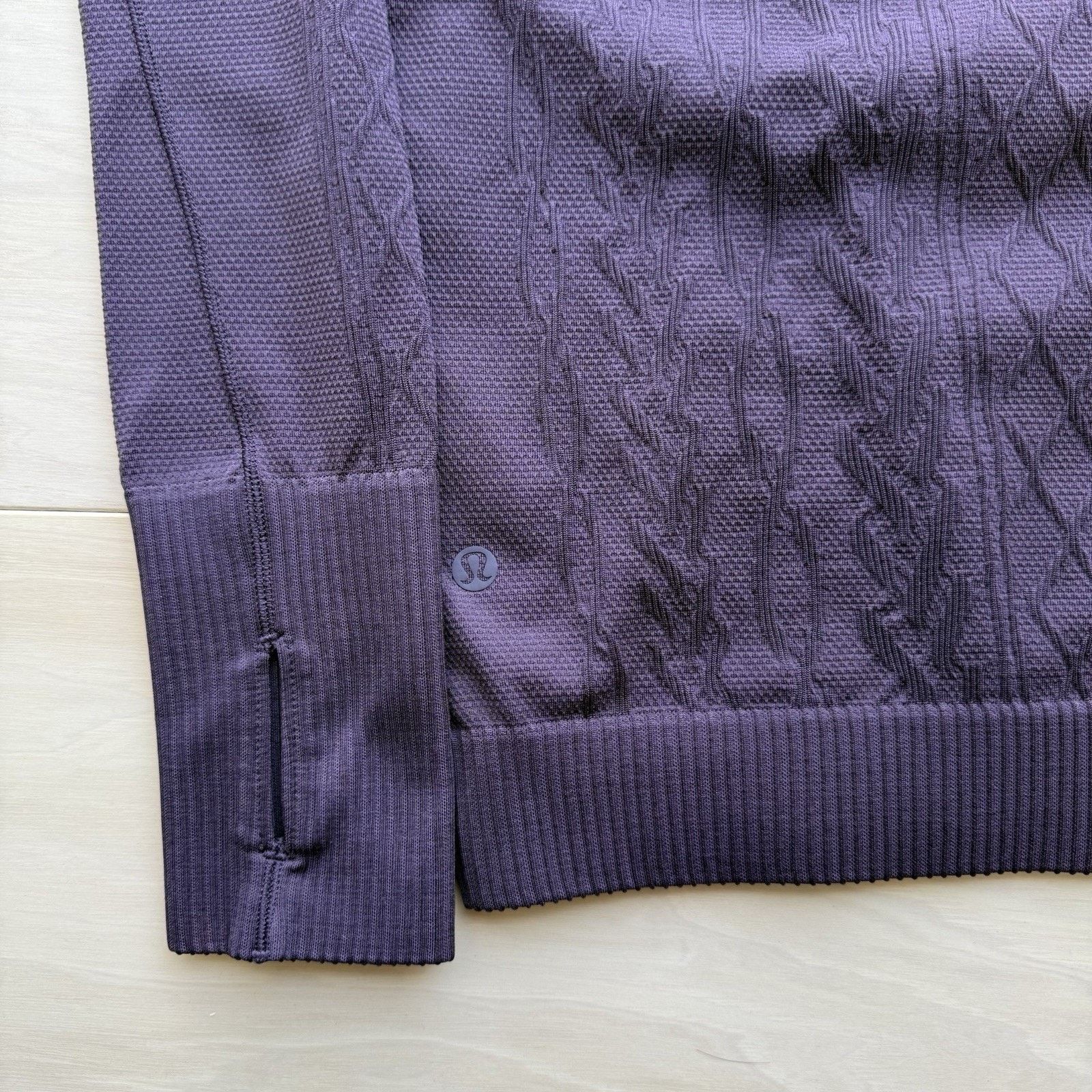 Lululemon Lululemon Rest Less Hoodie 2 Dark Cherry Hooded Pullover Size XS / US 0-2 / IT 36-38 - 8 Thumbnail