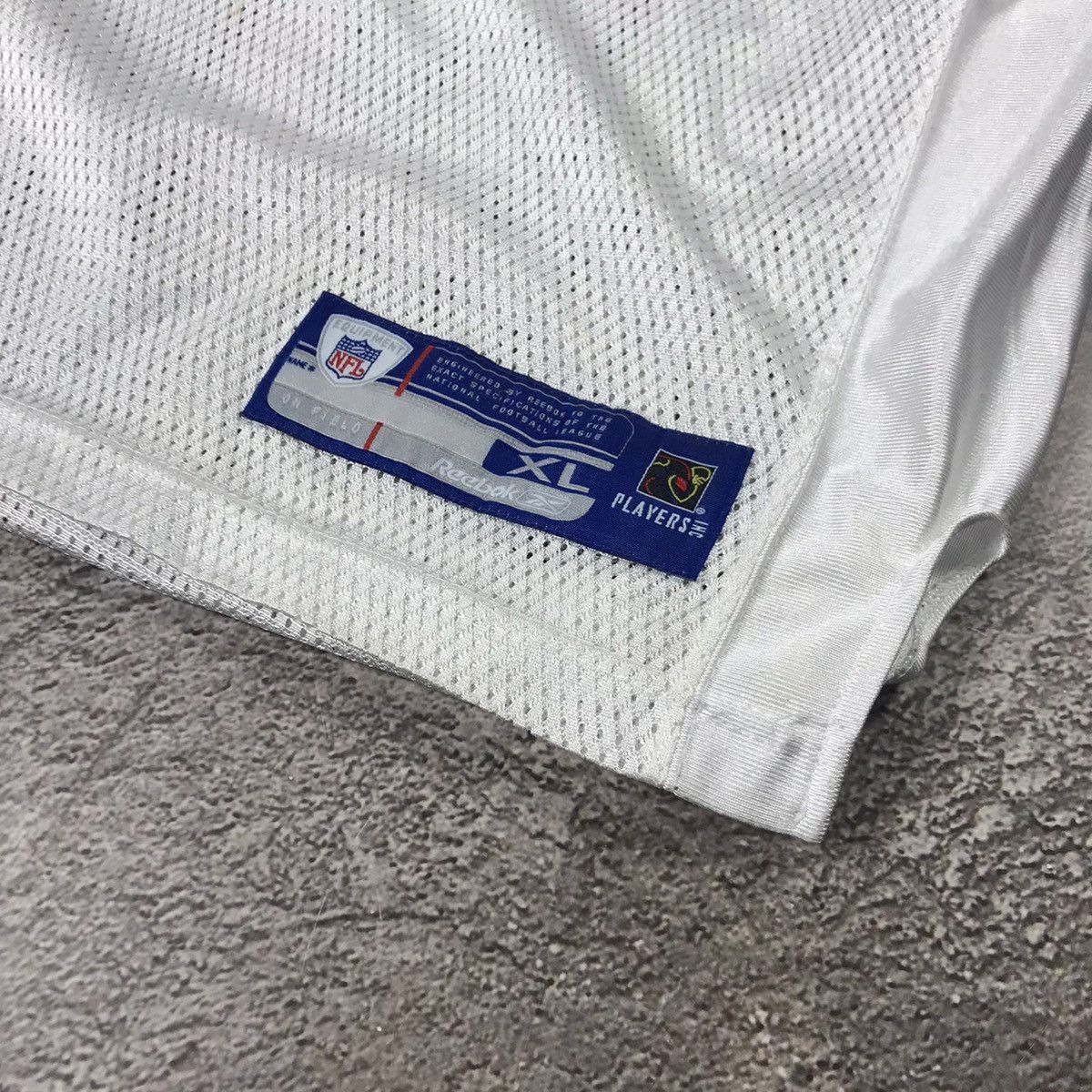 Vintage Vintage Y2K Reebok Ravens Graphic Tee Streetwear Boxy XL Size US XL / EU 56 / 4 - 2 Thumbnail
