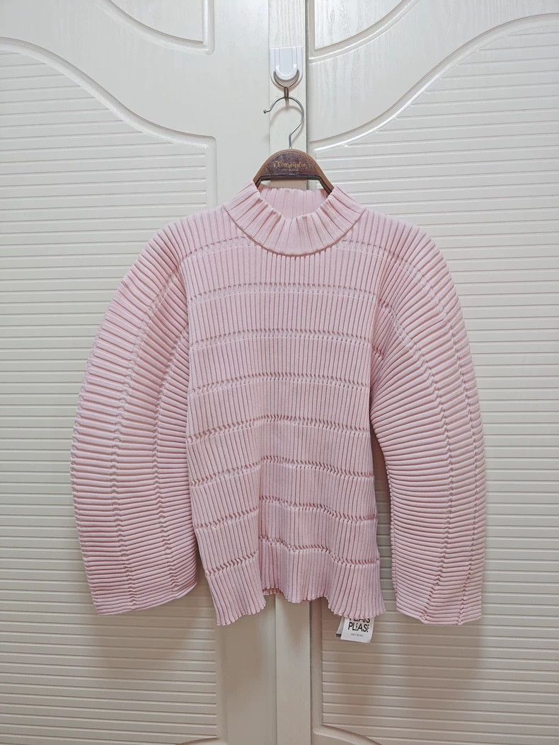 Issey Miyake Issey Miyake size:one size Pink knitted sweater Size XS / US 0-2 / IT 36-38 - 1 Thumbnail