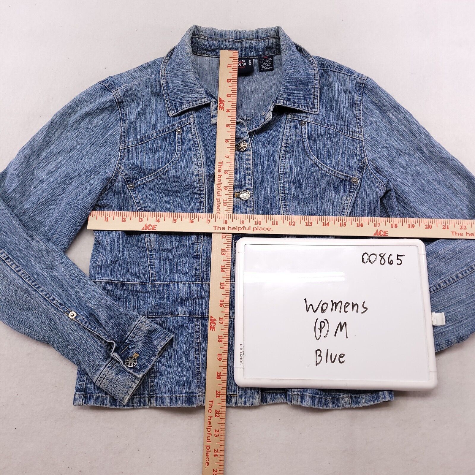 Bill Blass Bill Blass Button Up Denim Jacket Womens Size Petite PM Blue Size M / US 6-8 / IT 42-44 - 8 Thumbnail