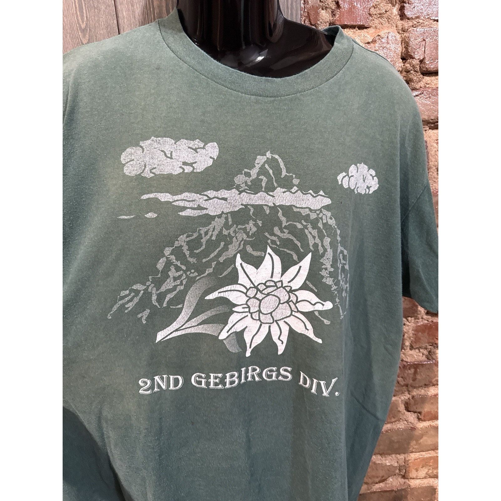 Other Vintage 1995 Gebirgsjäger 2nd Div WWII History Tee Oneita XL Size US XL / EU 56 / 4 - 11 Thumbnail