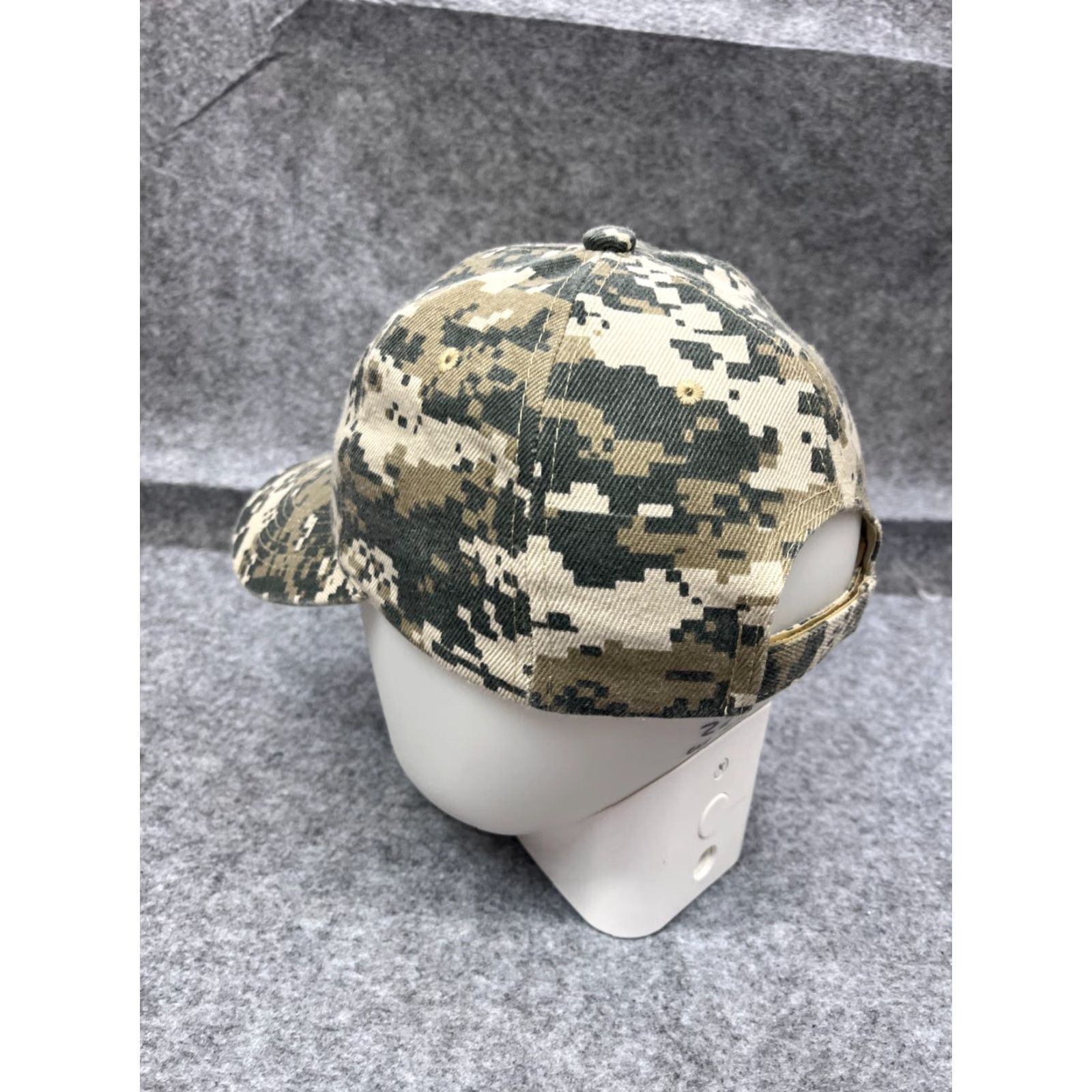 Vintage Hat Strap Back Adult One Size Green Digital Camo 100% Polyester Camp Outdoors Size ONE SIZE - 5 Thumbnail