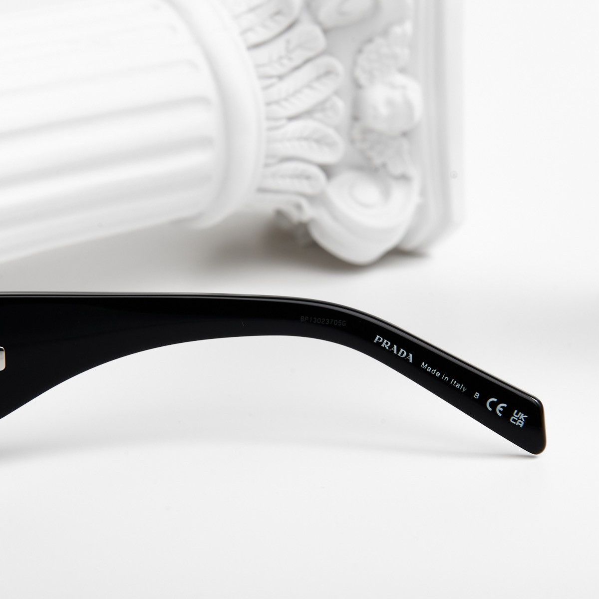 Prada PRADA 0PR 09ZS 16K30L SUNGLASSES Size ONE SIZE - 4 Thumbnail