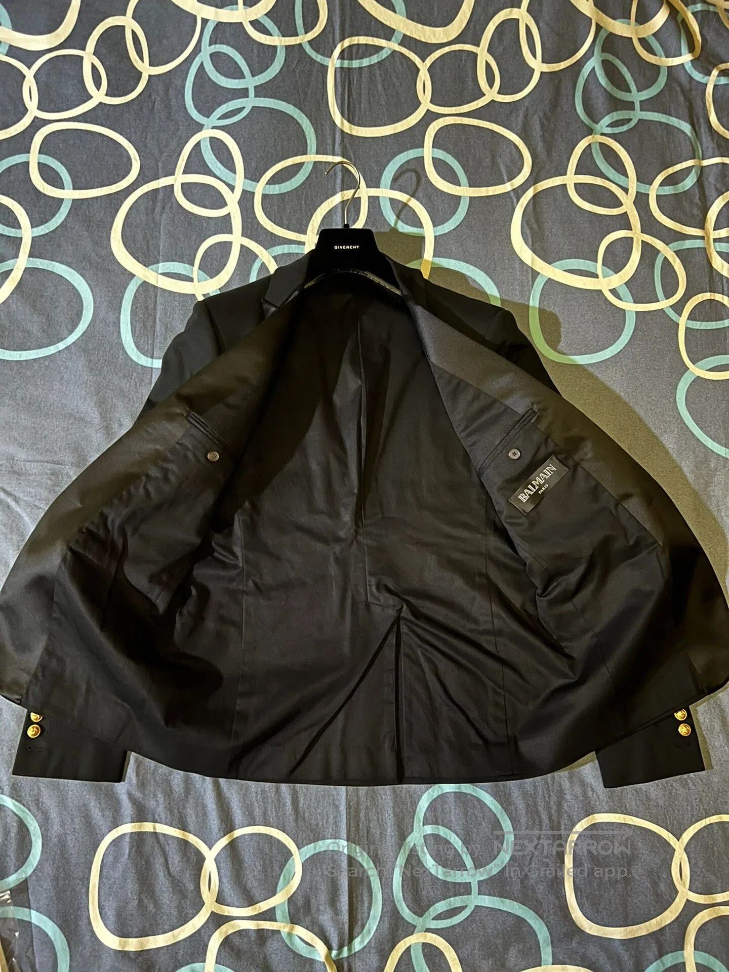 Balmain classic black double-breasted blazer with gold buttons. Size US XXL / EU 58 / 5 - 4 Thumbnail