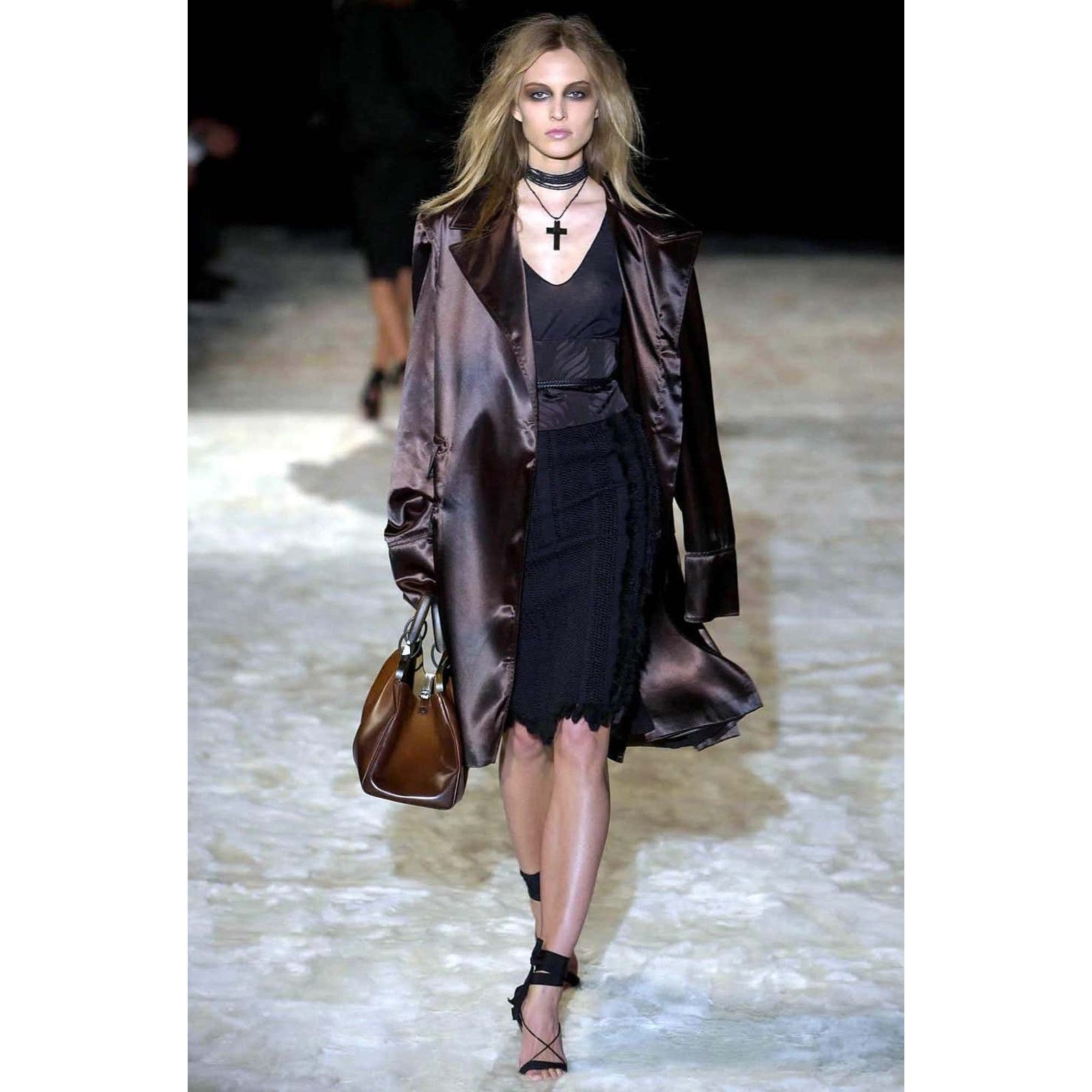 Gucci A/W2002 Gucci by Tom Ford runway fur skirt Size 29" - 2 Thumbnail