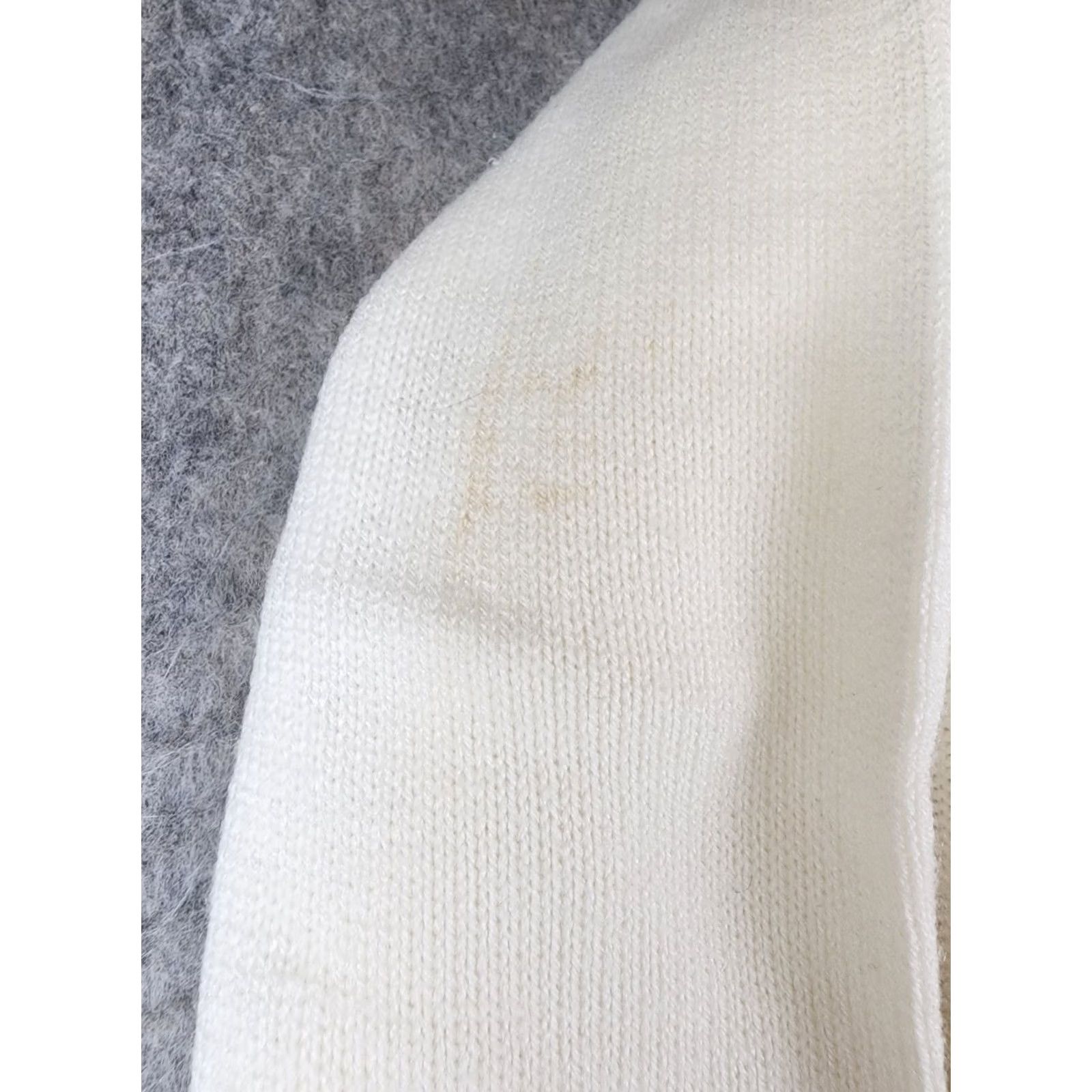 Vintage VINTAGE Kmart Womens Sweater Cardigan Cable-Knit Button Size 46 Ivory Distressed Size L / US 10 / IT 46 - 3 Thumbnail