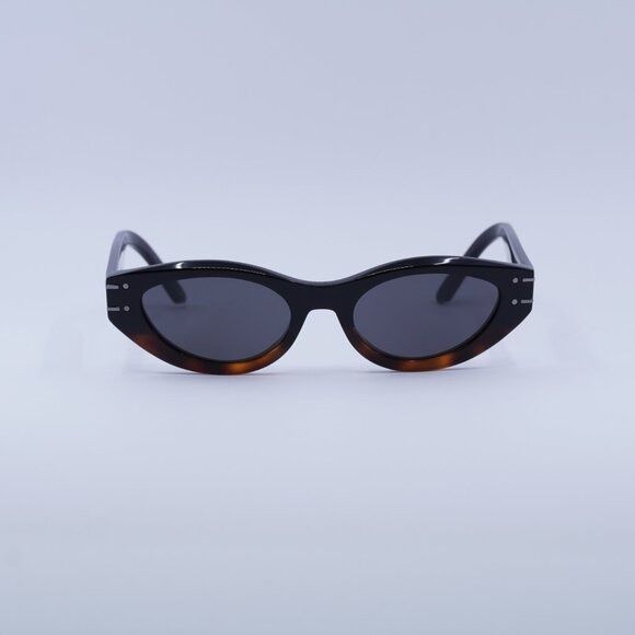 Dior 🕶️ New Dior DIORSIGNATURE B5I 18A0 Sunglasses - Black Frame Size ONE SIZE - 2 Thumbnail