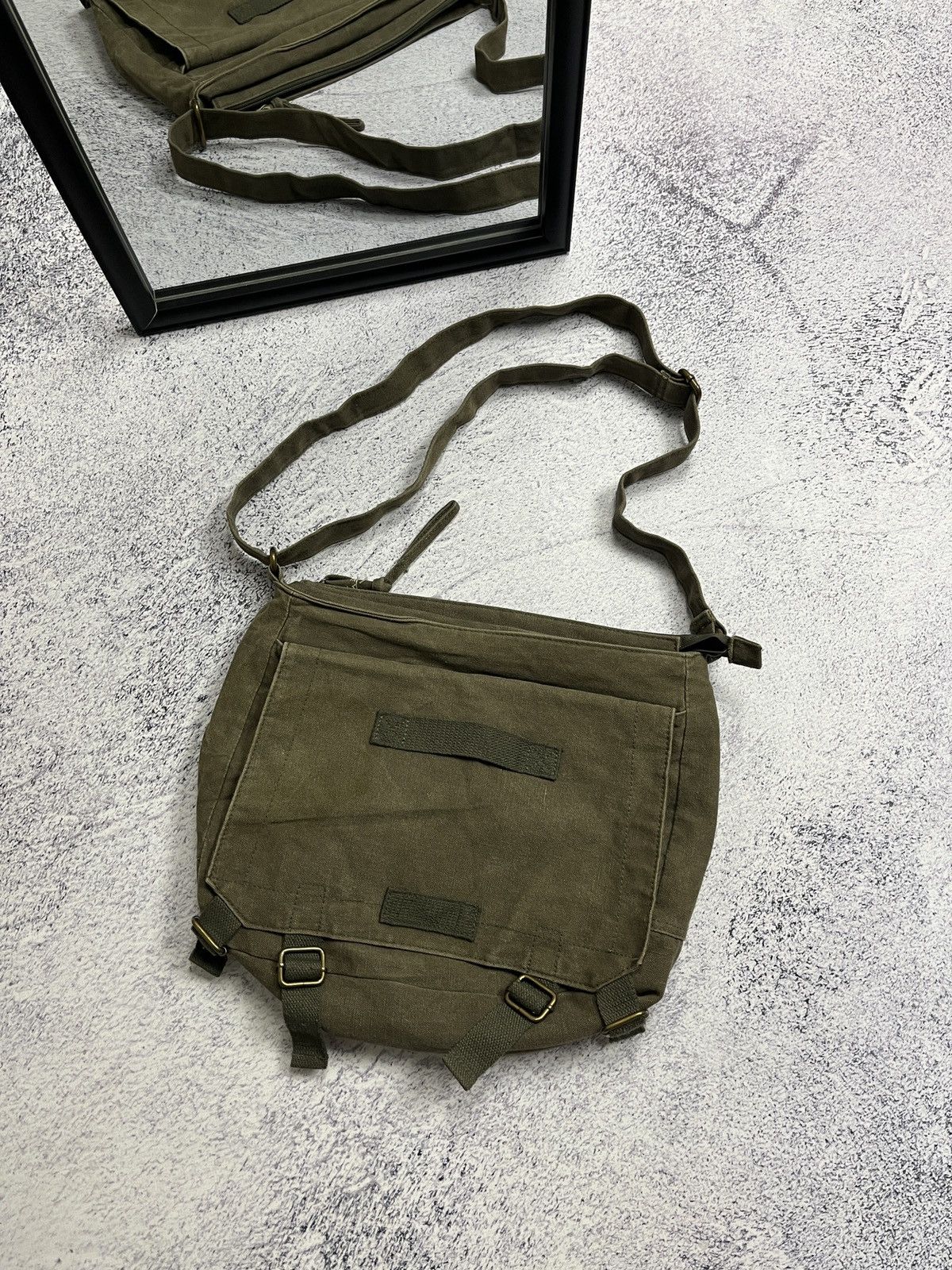 Japanese Brand × Vintage Vintage Japan Style Military Crossbody Shoulder Bag Size ONE SIZE - 1 Thumbnail