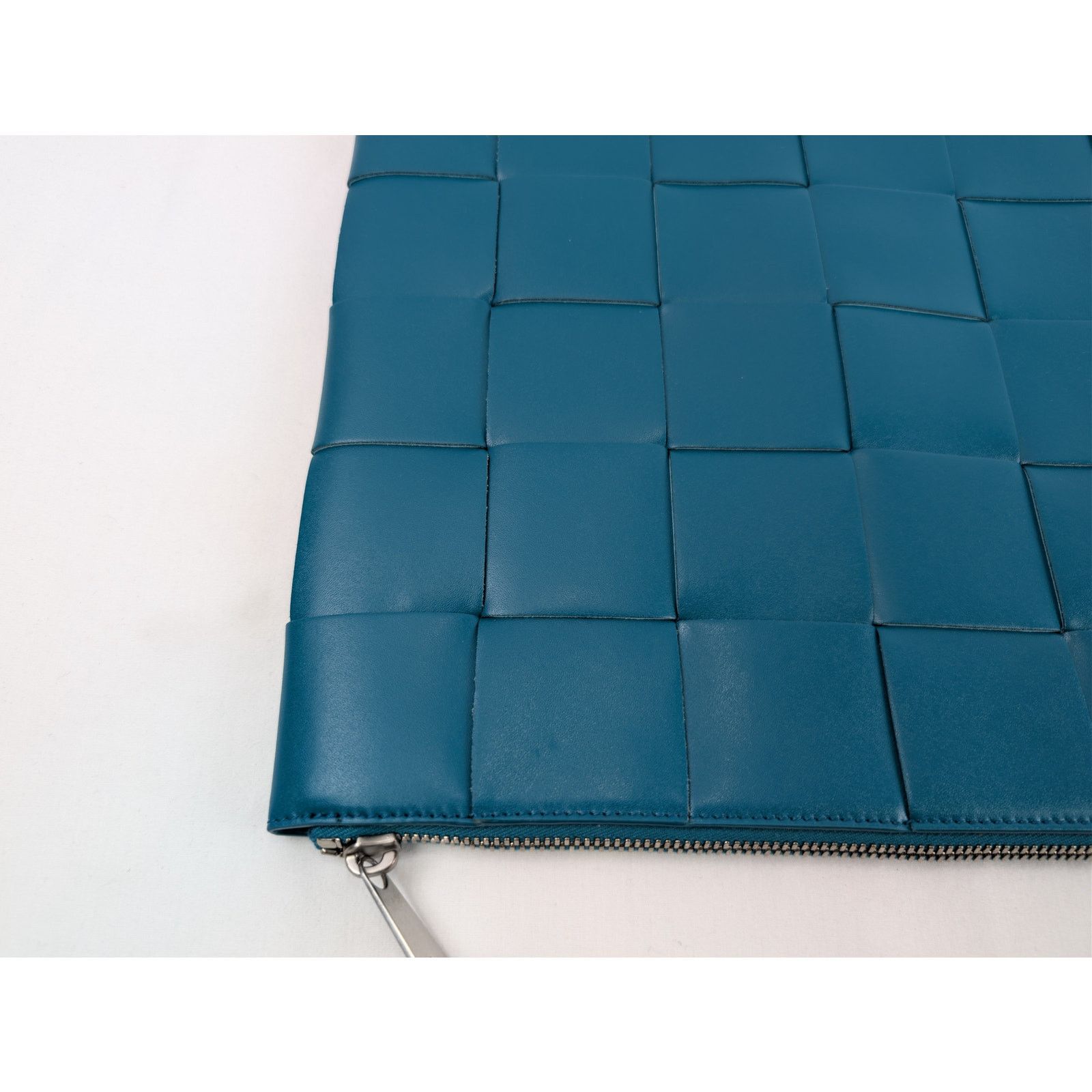 Bottega Veneta o1rshd1 Size: OS / Intrecciato woven leather clutch pouch Size ONE SIZE - 6 Thumbnail