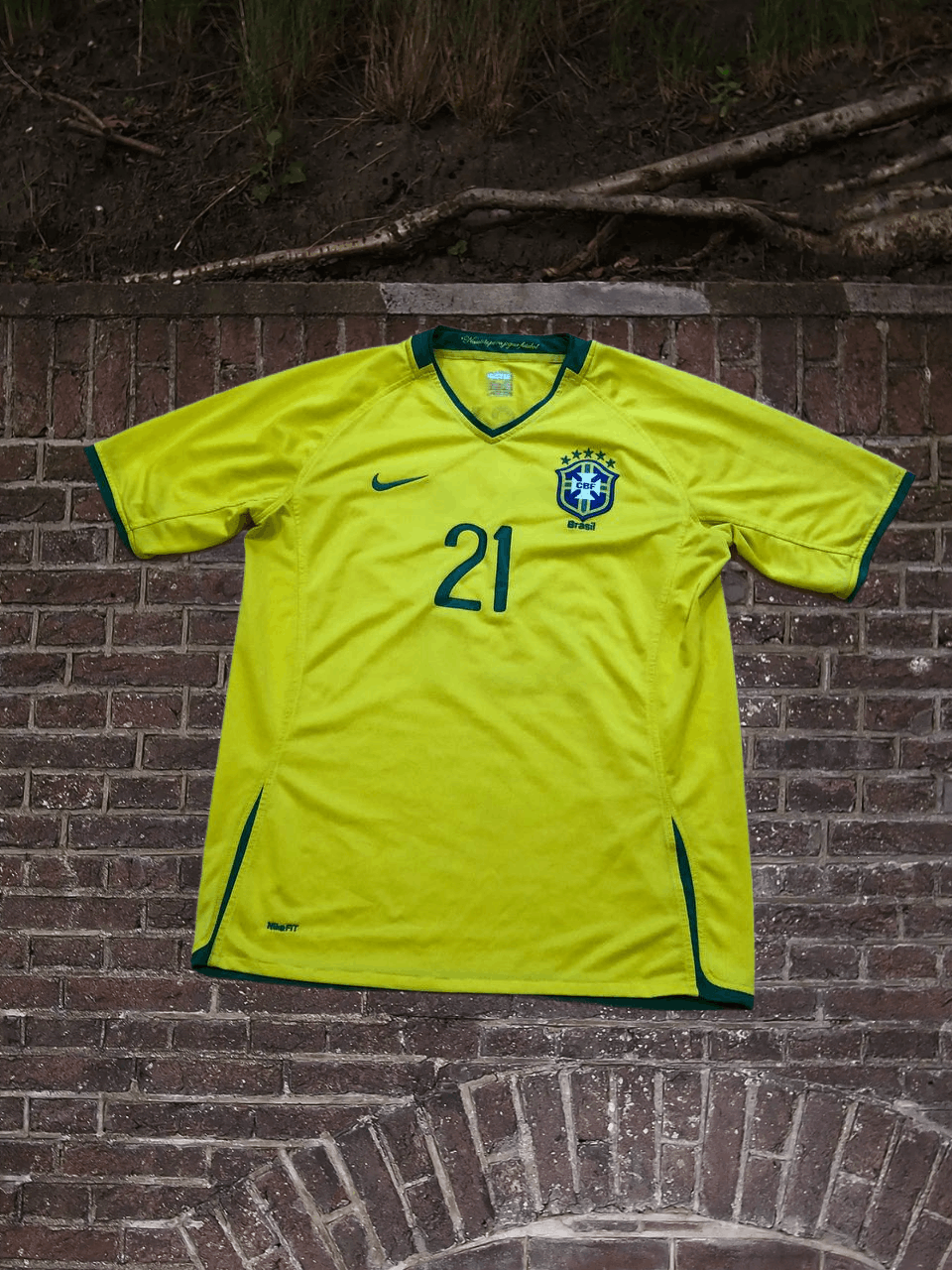 Nike Vintage Jerseys Nike yellow T-shirt Y2K football #21 ASH Size US M / EU 48-50 / 2 - 1 Thumbnail