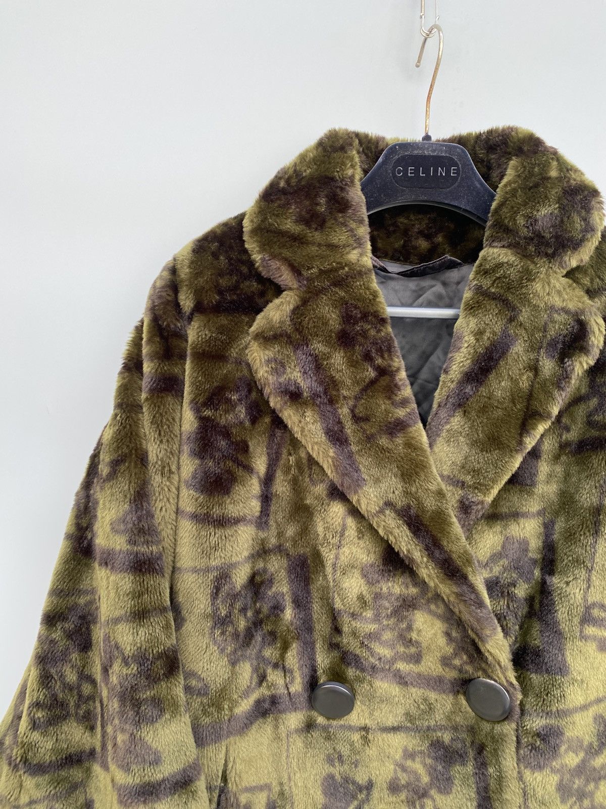 Mickey Mouse 1992 Apparence x Mickey Mouse Faux Fur Double Breasted Coat Size US M / EU 48-50 / 2 - 9 Thumbnail