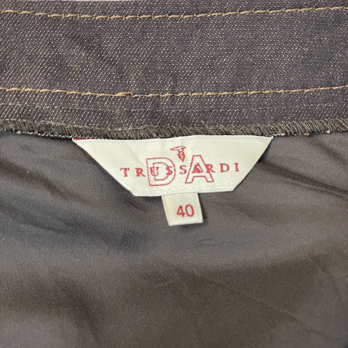 Trussardi 🔥LAST PRICE🔥 Trussardi Button Up Midi Skirt Size 40" / US 18 - 10 Thumbnail