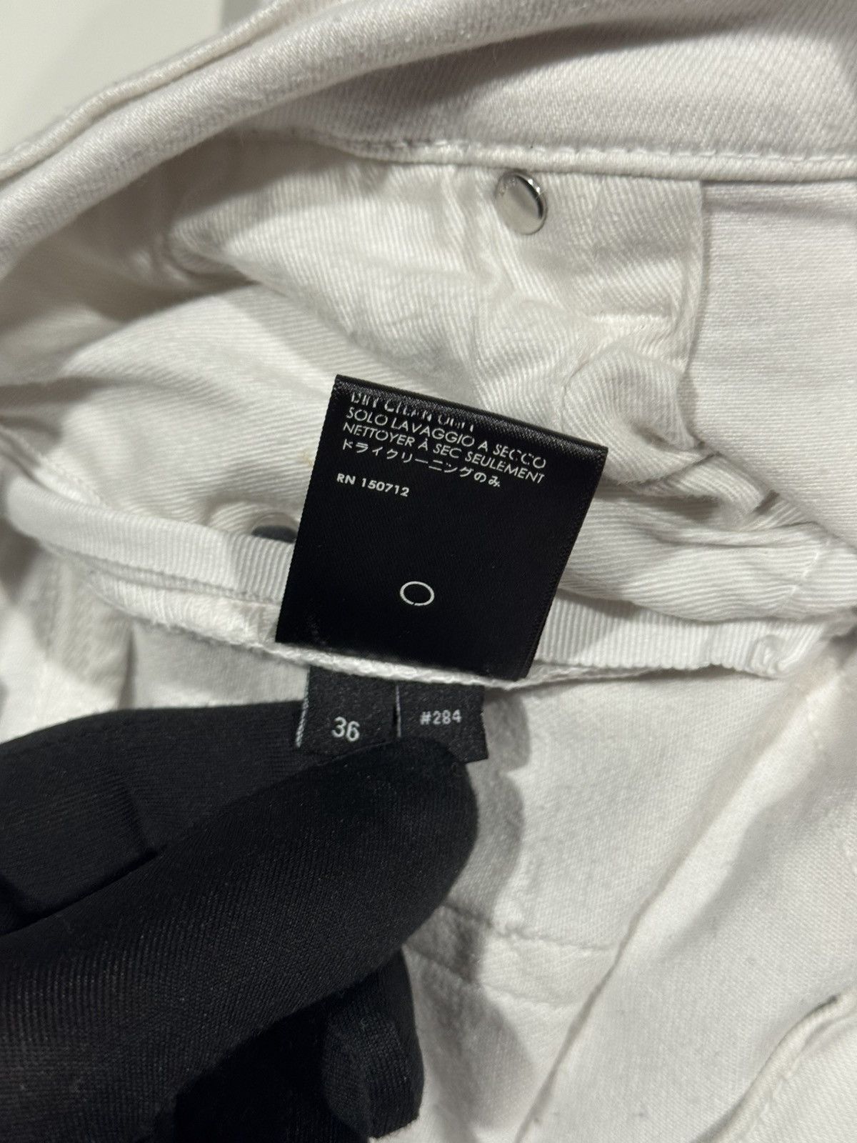 Amiri Amiri White Distressed Stacked Denim Jeans 36x33 Size US 36 / EU 52 - 14 Thumbnail