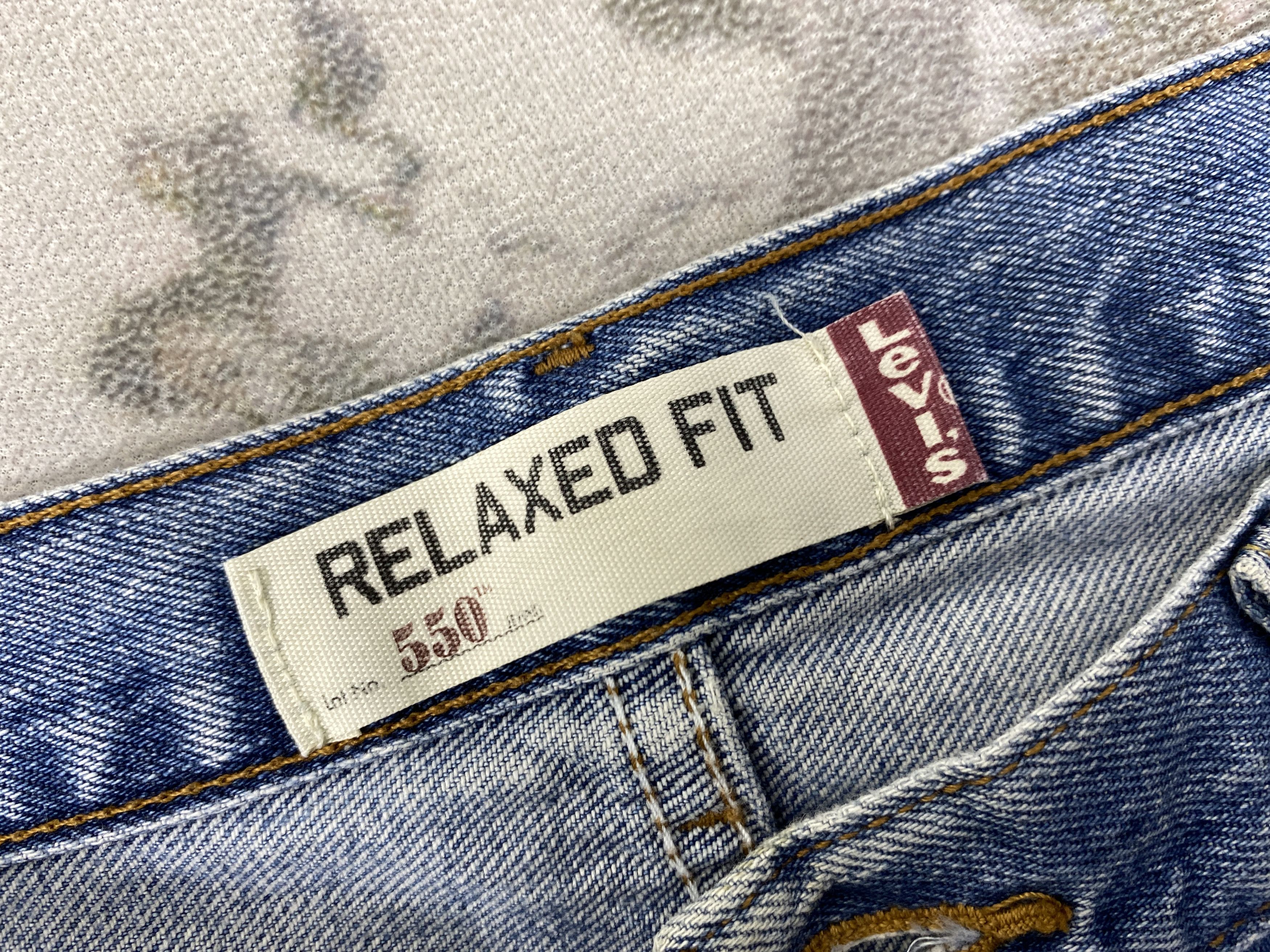 Vintage Light Blue Wash Vintage Levi's 550 36x32 Denim -JN2121 Size US 36 / EU 52 - 9 Thumbnail