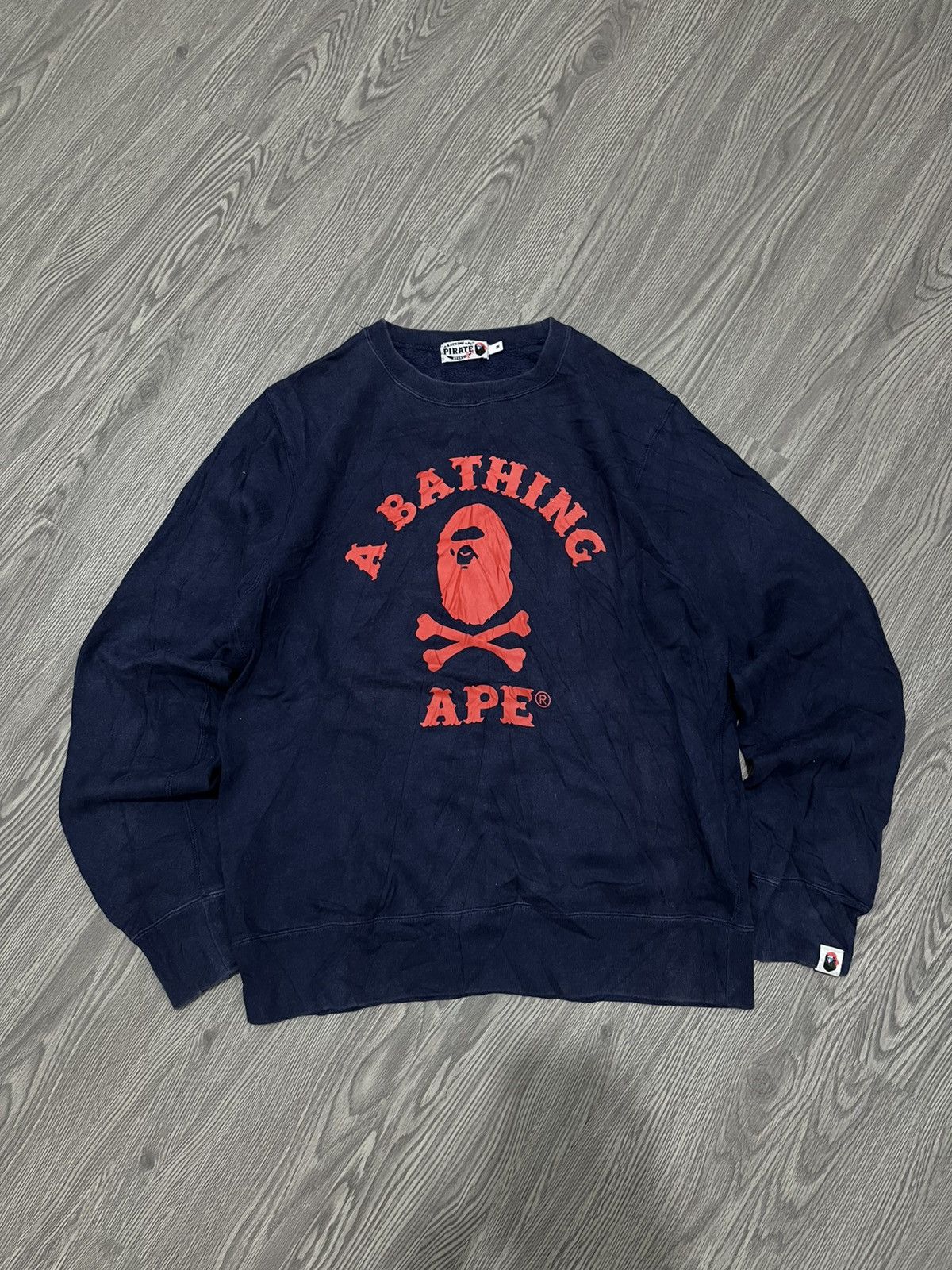 Bape A Bathing Ape logo College Crewneck Size US M / EU 48-50 / 2 - 1 Thumbnail