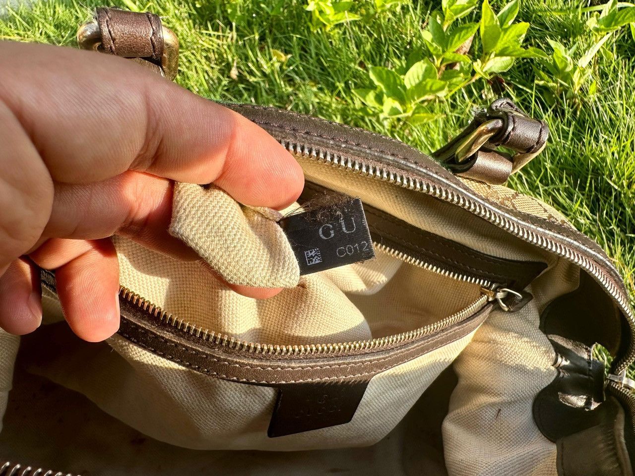 Gucci Authentic Gucci Monogram GG Canvas Vintage Medium Bag Size ONE SIZE - 11 Thumbnail