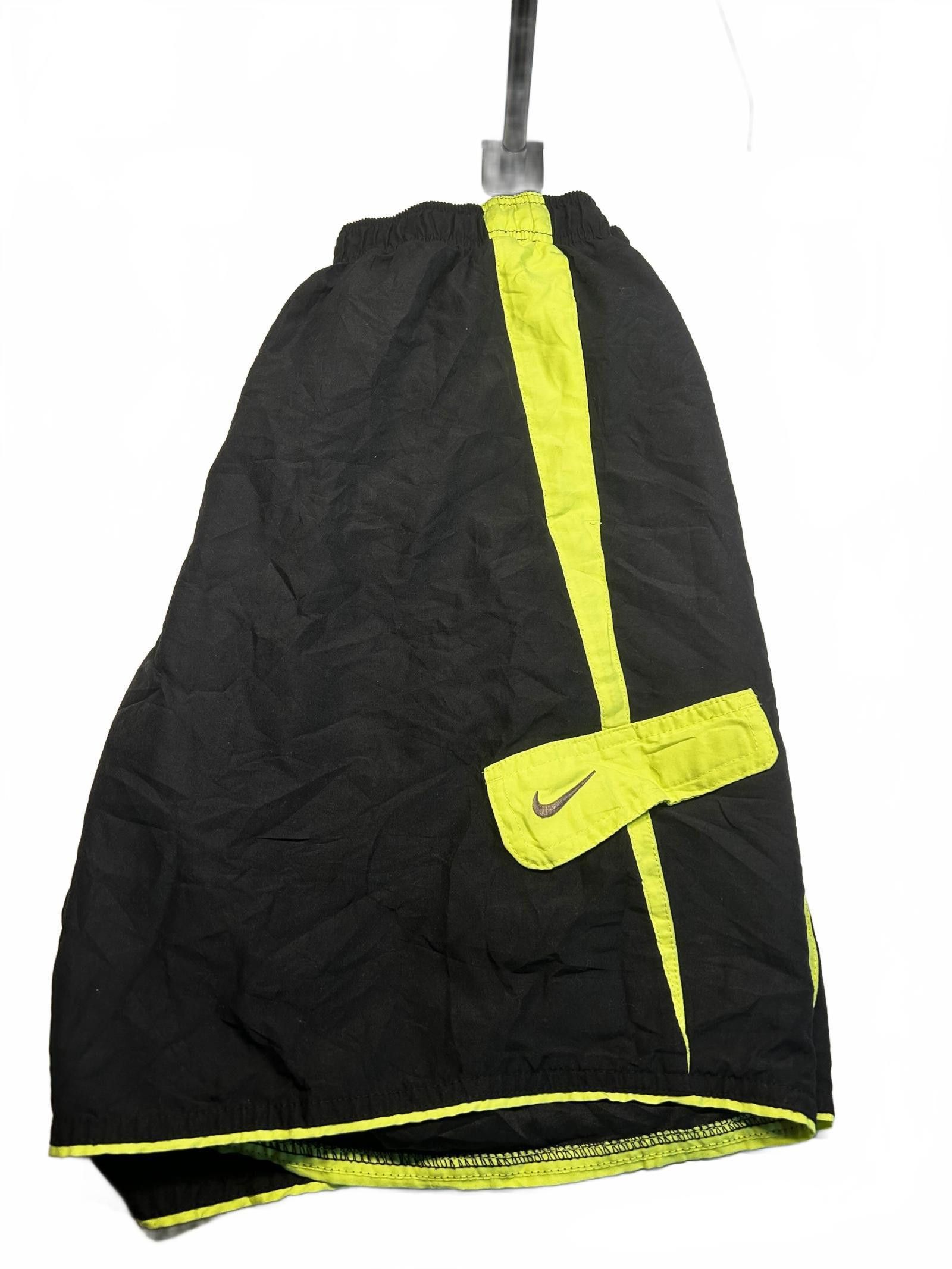 Nike Nike Men's Training Shorts – Black & Neon Yellow Size US 32 / EU 48 - 4 Thumbnail