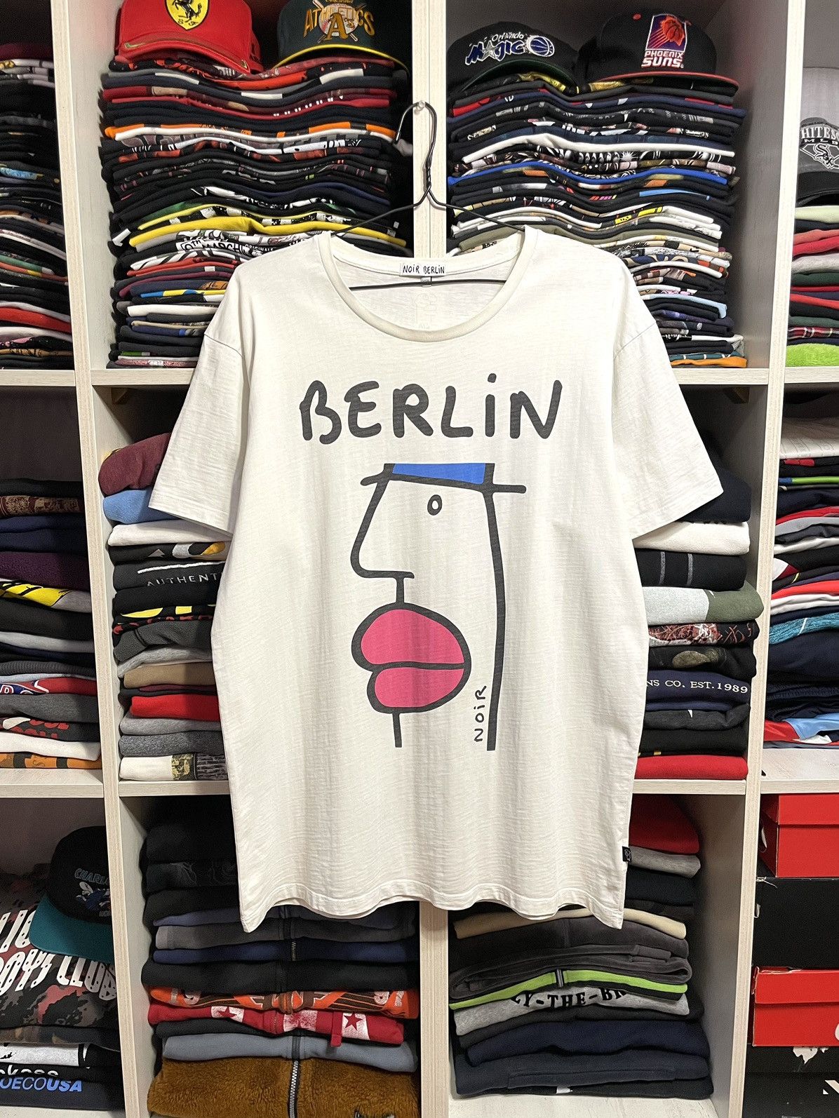 Arts & Science RARE Thierry Noir Berlin Germany Cartoon Faces T-Shirt Size US XXL / EU 58 / 5 - 1 Thumbnail