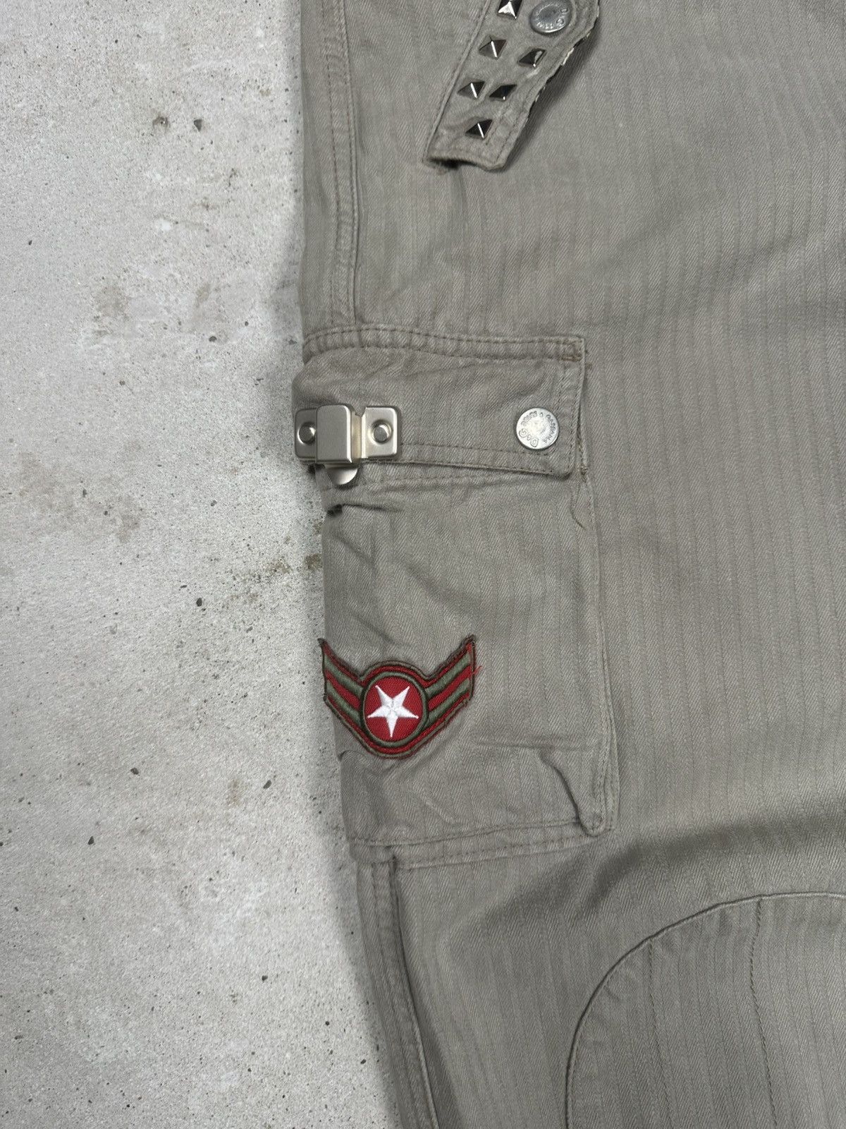 Dolce & Gabbana 2003 Dolce & Gabbana Baggy Loose Cargo Pants Studs Patched Size US 34 / EU 50 - 7 Thumbnail