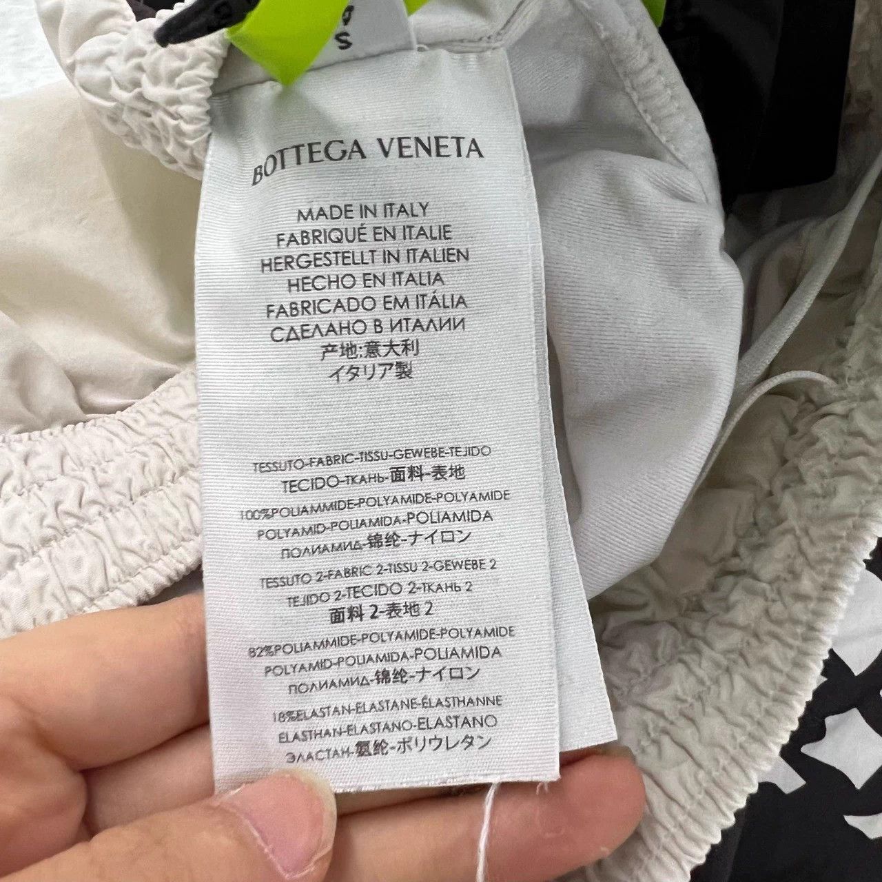 Bottega Veneta BV Monkey Pineapple Print Shorts 48 95 New Size US 32 / EU 48 - 4 Thumbnail
