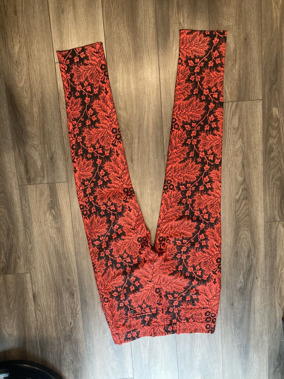 Alexander McQueen Mcqueen Red Ivy Creeper Trousers Size US 30 / EU 46 - 5 Thumbnail