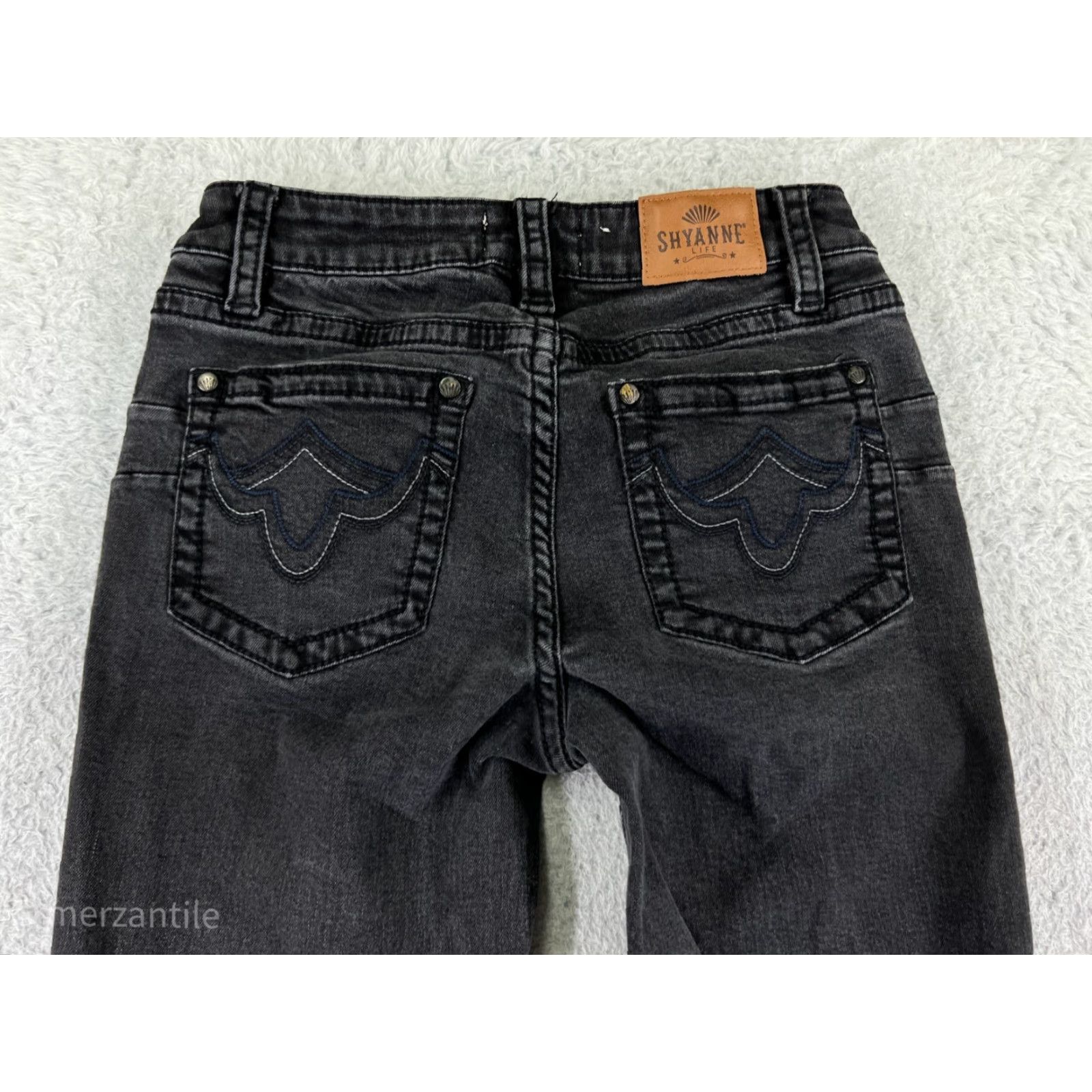 Vintage Shyanne Jeans Women's 24 Black Denim Bootcut Embroidered 5-Pocket Stretch Regular Vintage: No Size 42" / US 20 - 3 Thumbnail