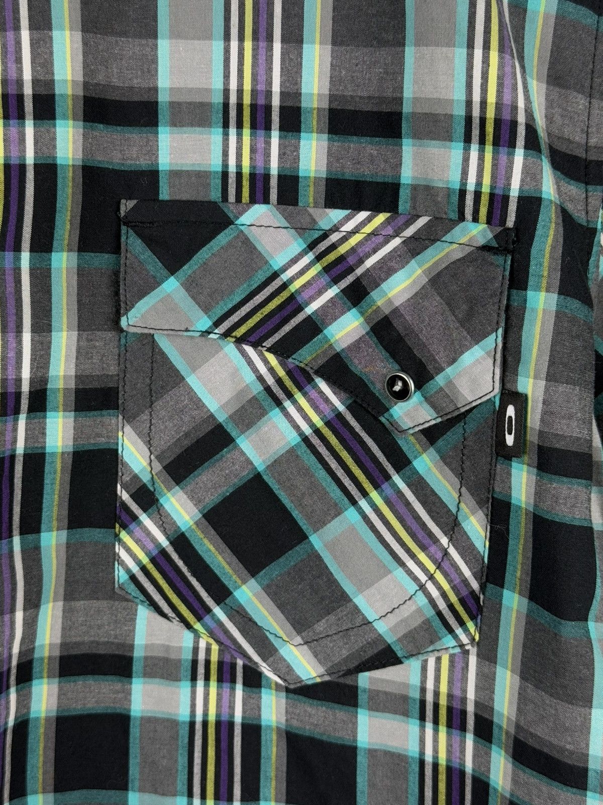 Oakley Oakley Short Sleeve Checked Western Outdoor Button Up Shirt Size US XL / EU 56 / 4 - 11 Thumbnail