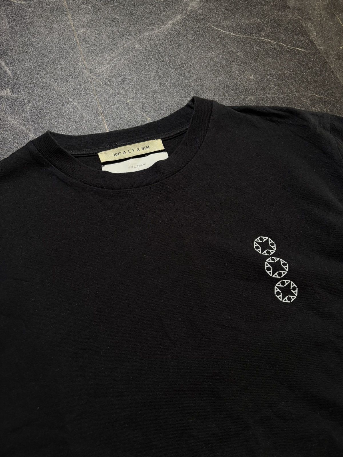 1017 ALYX 9SM 1017 Alyx 9SM black tee Japan Style Archive Vintage Retro Size US XL / EU 56 / 4 - 5 Thumbnail