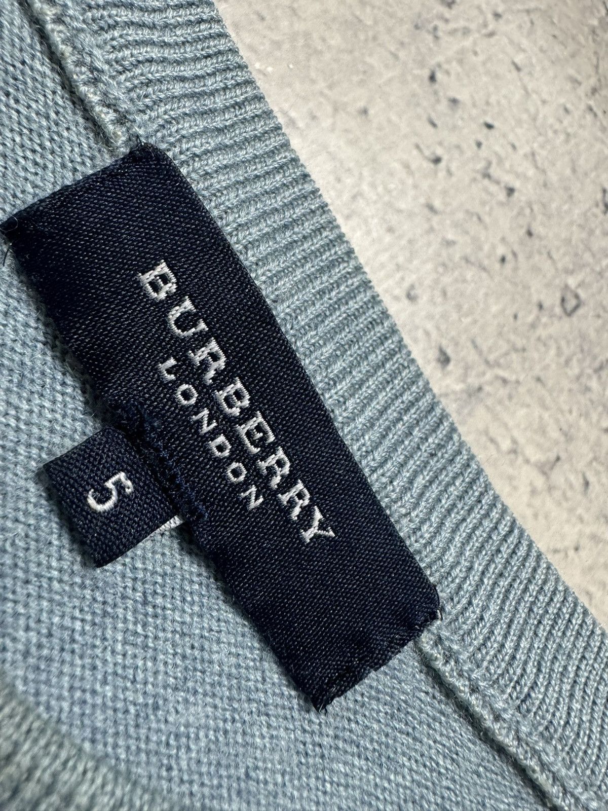 Burberry Burberry London Vintage Blue Sweater Size US L / EU 52-54 / 3 - 5 Thumbnail
