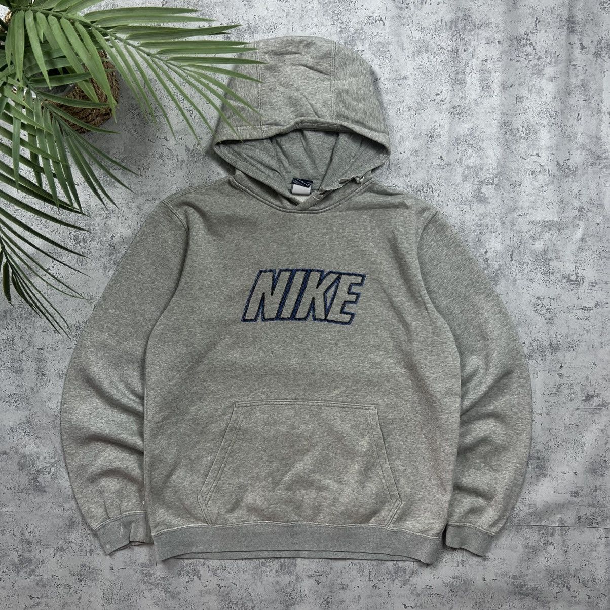 Nike 00s NIKE SPELLOUT BIG EMBROIDERED LOGO VINTAGE Y2K HOODIE Size US M / EU 48-50 / 2 - 1 Thumbnail