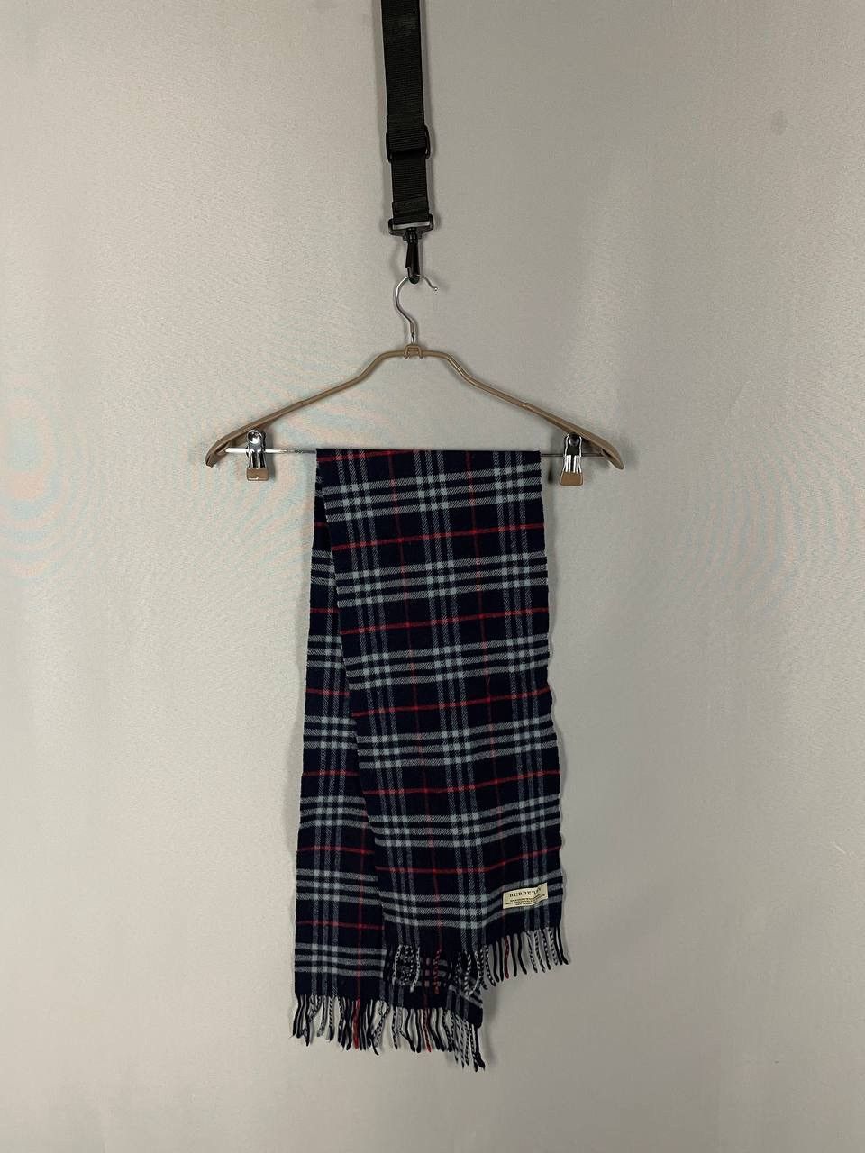 Burberry Burberry Scarf Nova Check Navy Size ONE SIZE - 1 Thumbnail