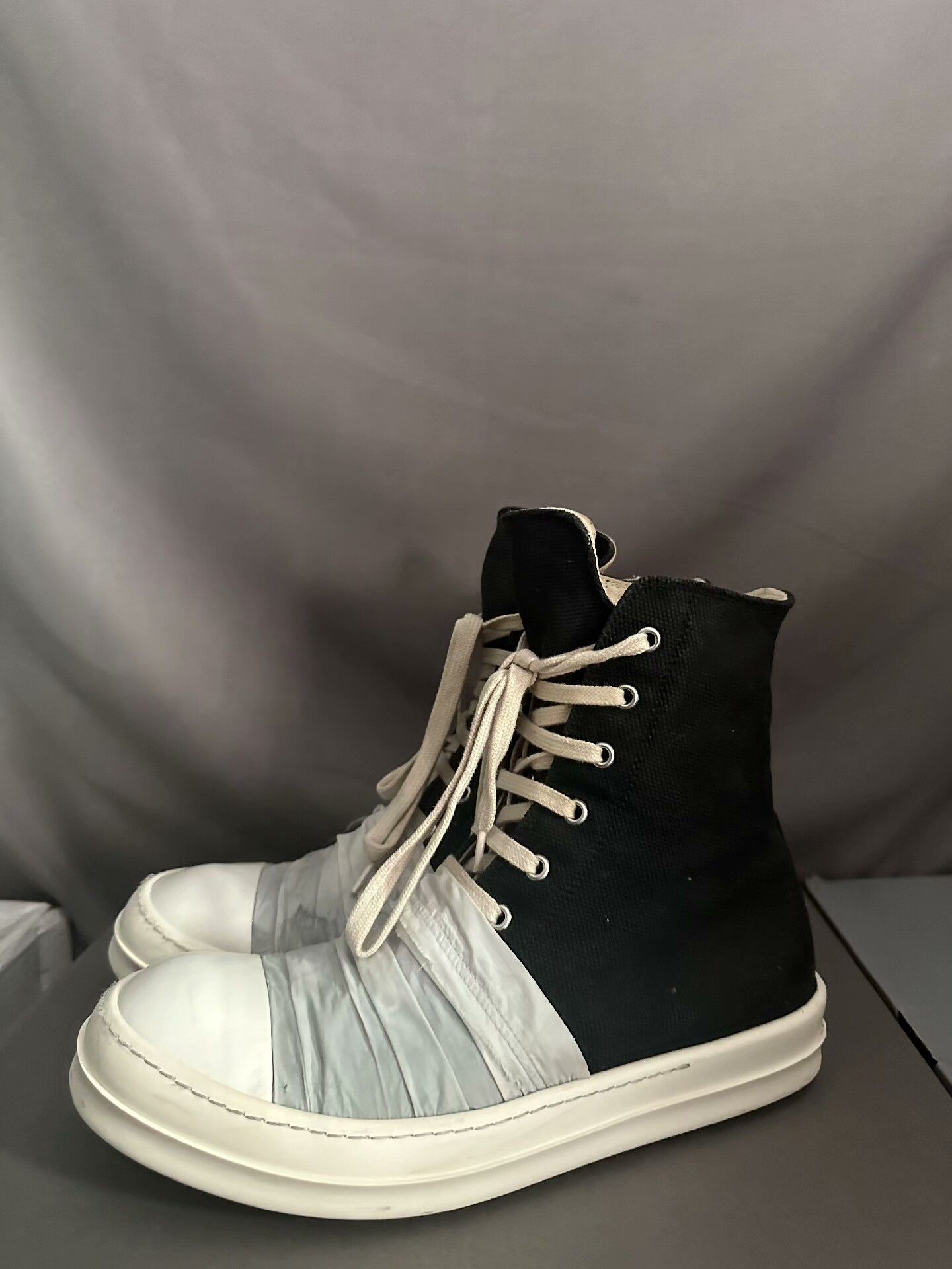 Rick Owens rick owens white lace-up high-top sneakers Size US 9 / EU 42 - 1 Thumbnail