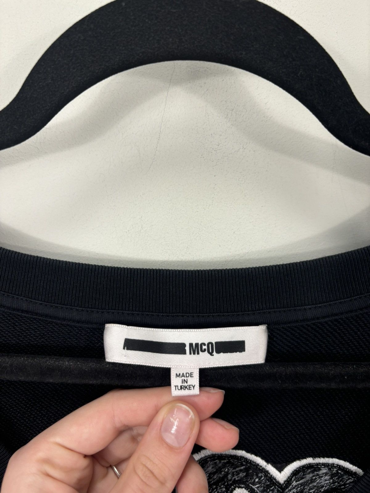 Alexander McQueen Alexander McQueen Women’s MCQ Big Carpet Logo Sweatshirt Size M / US 6-8 / IT 42-44 - 5 Thumbnail