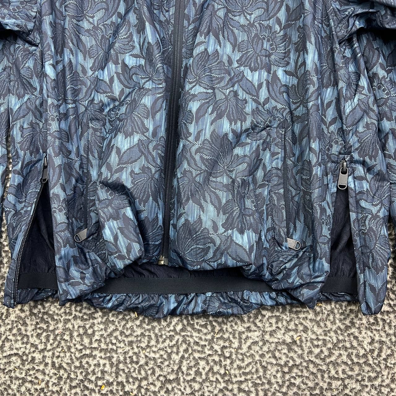 Athleta Athleta Sightseer Lace Jacket Floral Full Zip Windbreaker M Size M / US 6-8 / IT 42-44 - 7 Thumbnail