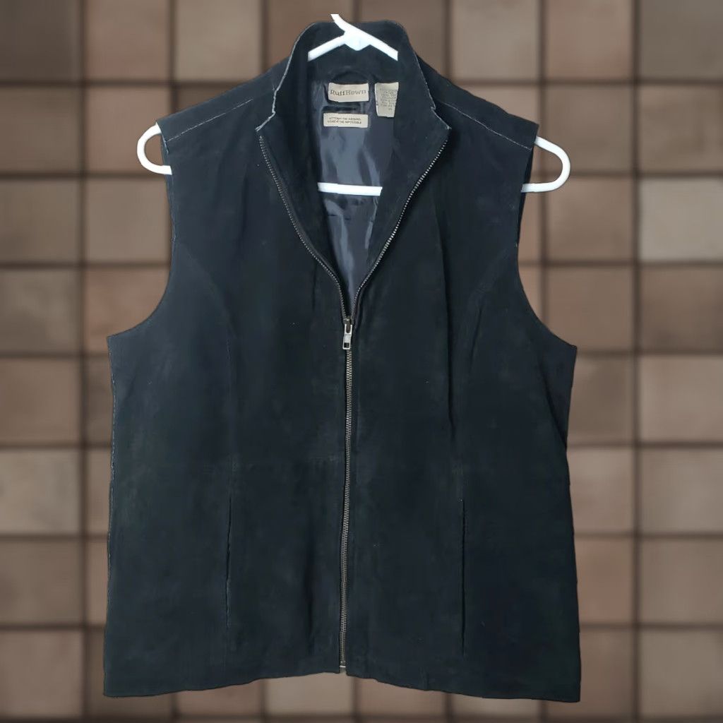 Vintage Ruff Hewn Suede Leather Vest Women - Vest - M - Black - Zipper Pockets - Zip Closure - Pockets - Short - Classic Fit Size M / US 6-8 / IT 42-44 - 1 Thumbnail