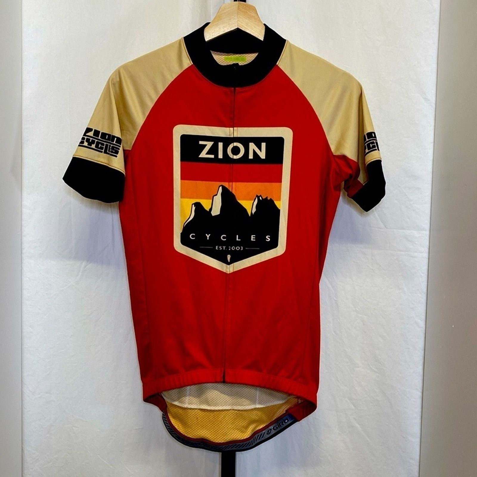 Other Giro bicycling shirt, Zion, small Size US S / EU 44-46 / 1 - 1 Thumbnail