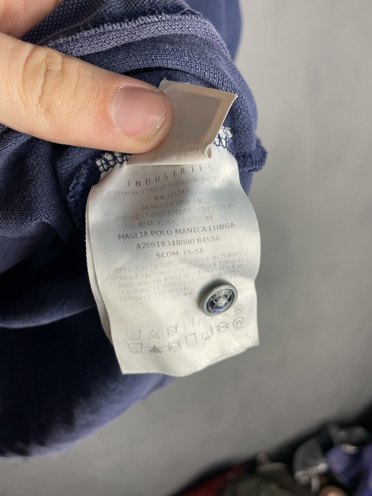 Moncler Moncler polo long sleeve size-L Size US L / EU 52-54 / 3 - 10 Thumbnail